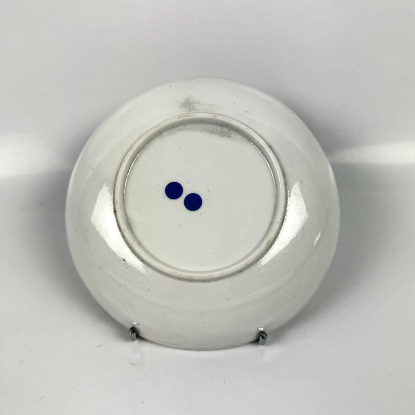 An early 19th century Pinxton coffee can and saucer in pattern 104 circa 1800