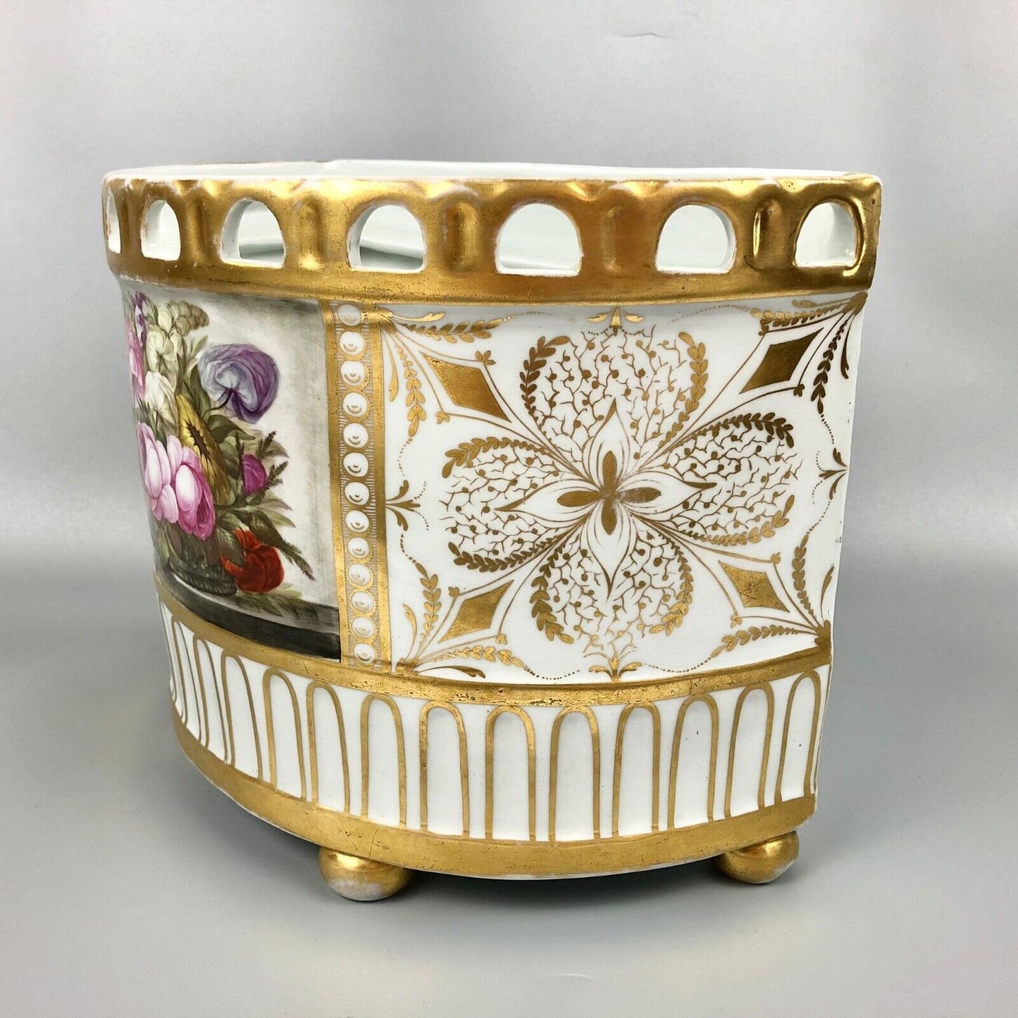 A Billingsley Mansfield floral-painted W*** (probably Whitehead) bough pot c1799