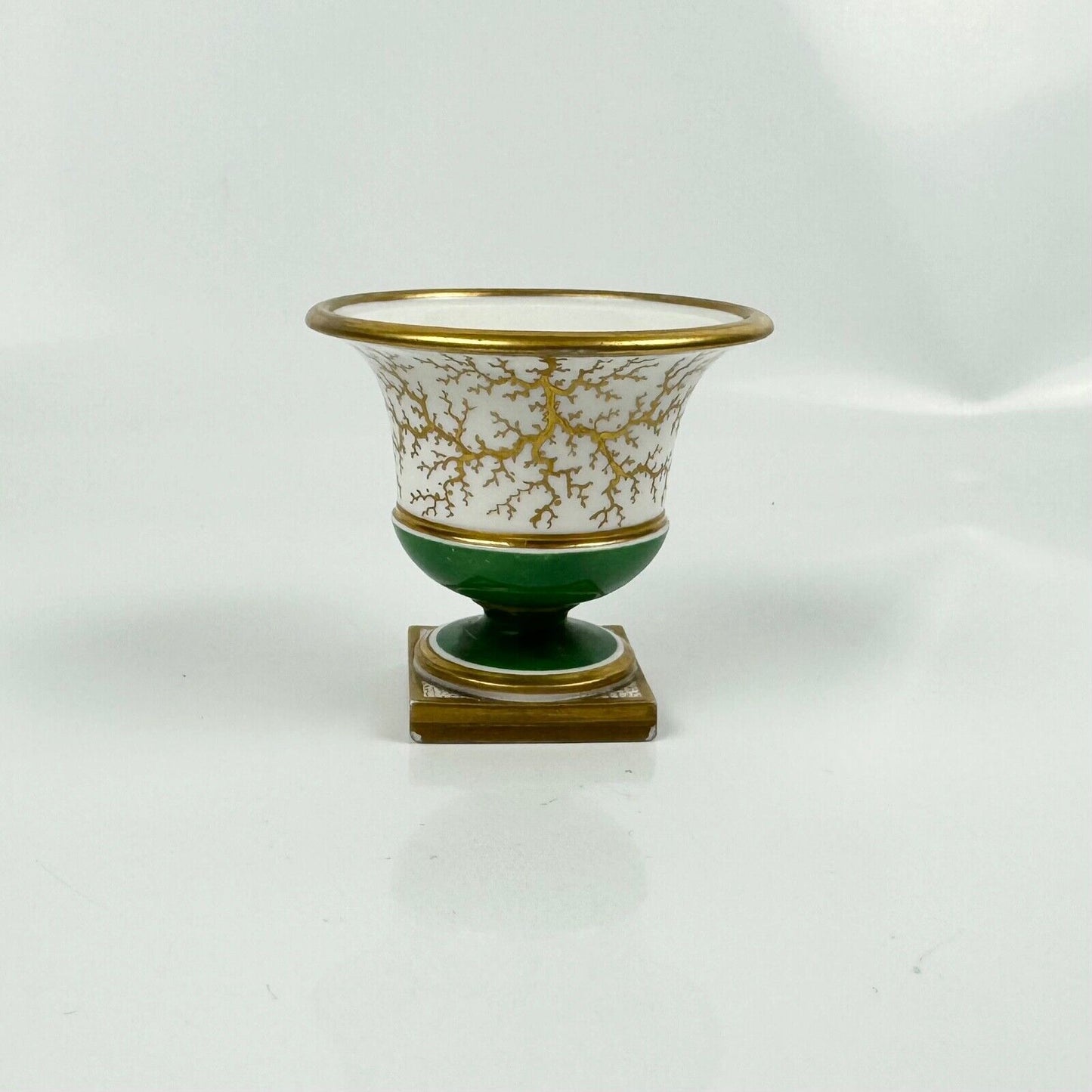 A very rare Flight, Barr and Barr miniature potpourri vase with landscape scene