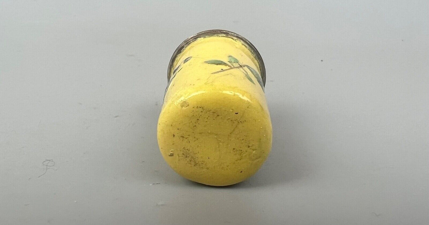 A rare diminutive 18thc. BILSTON/S.STAFFS ENAMEL PILL BOX.