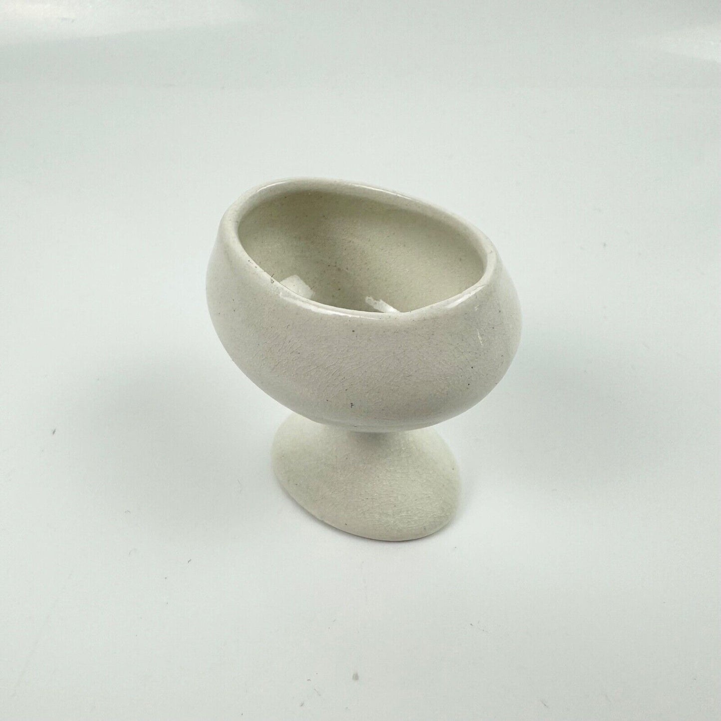 A scarce late 18th/early 19thc antique creamware Staffordshire eyebath