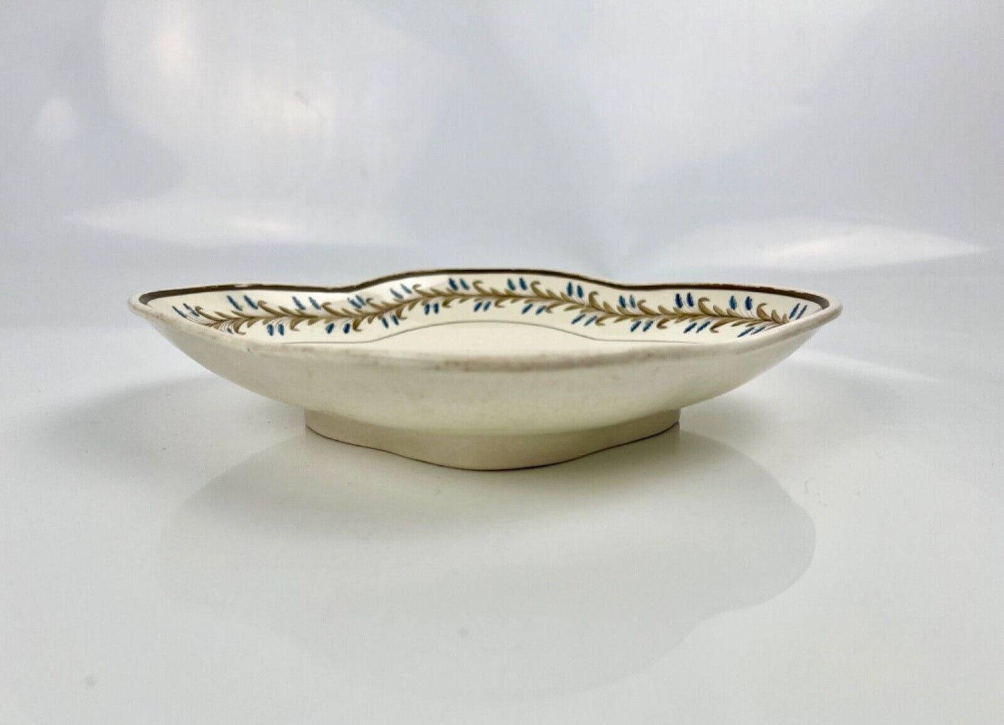 A Wedgwood quatrefoil creamware dish c1785-95
