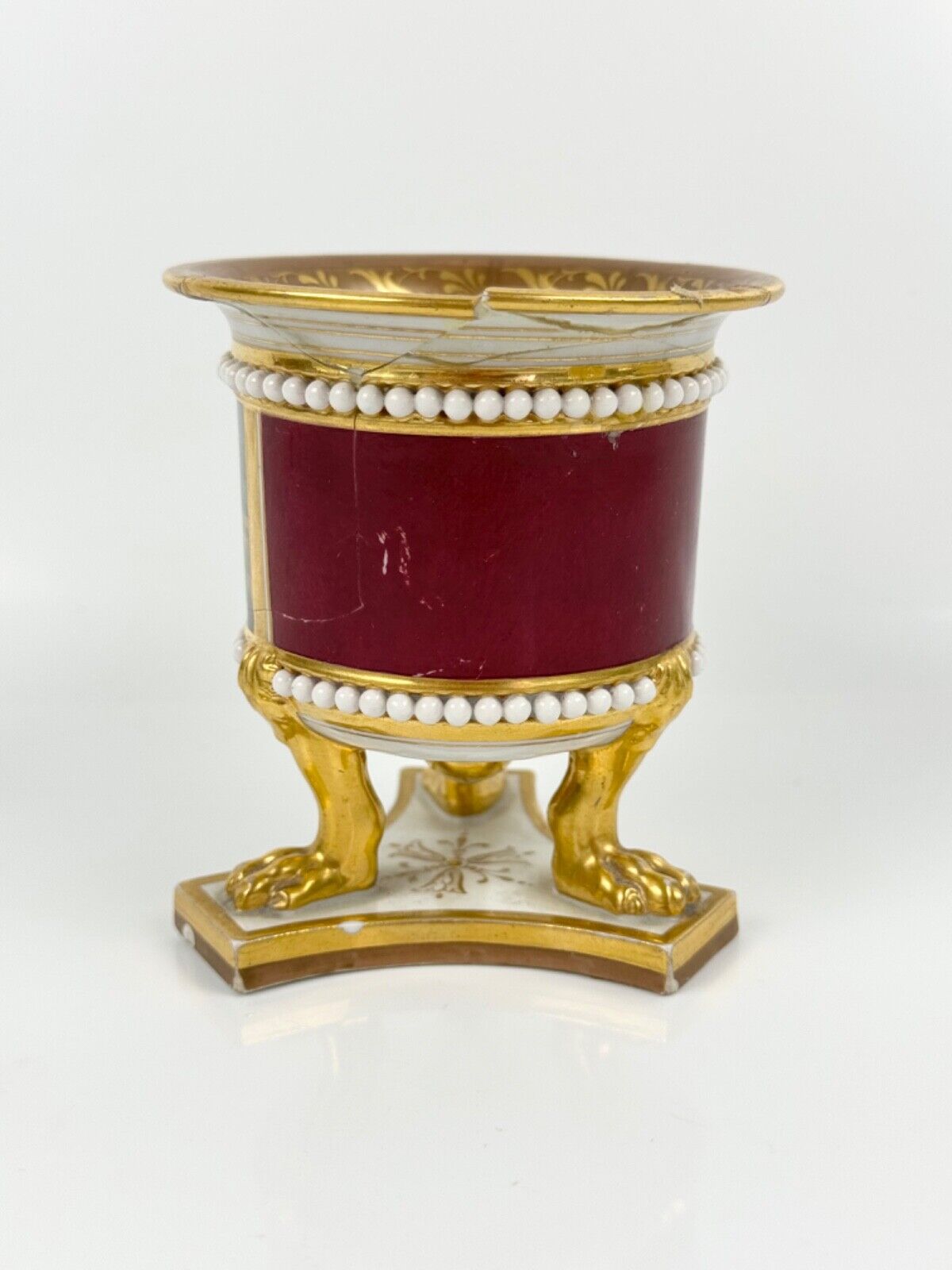 A Flight, Barr and Barr small vase painted with a scene of Warwick Castle c1815