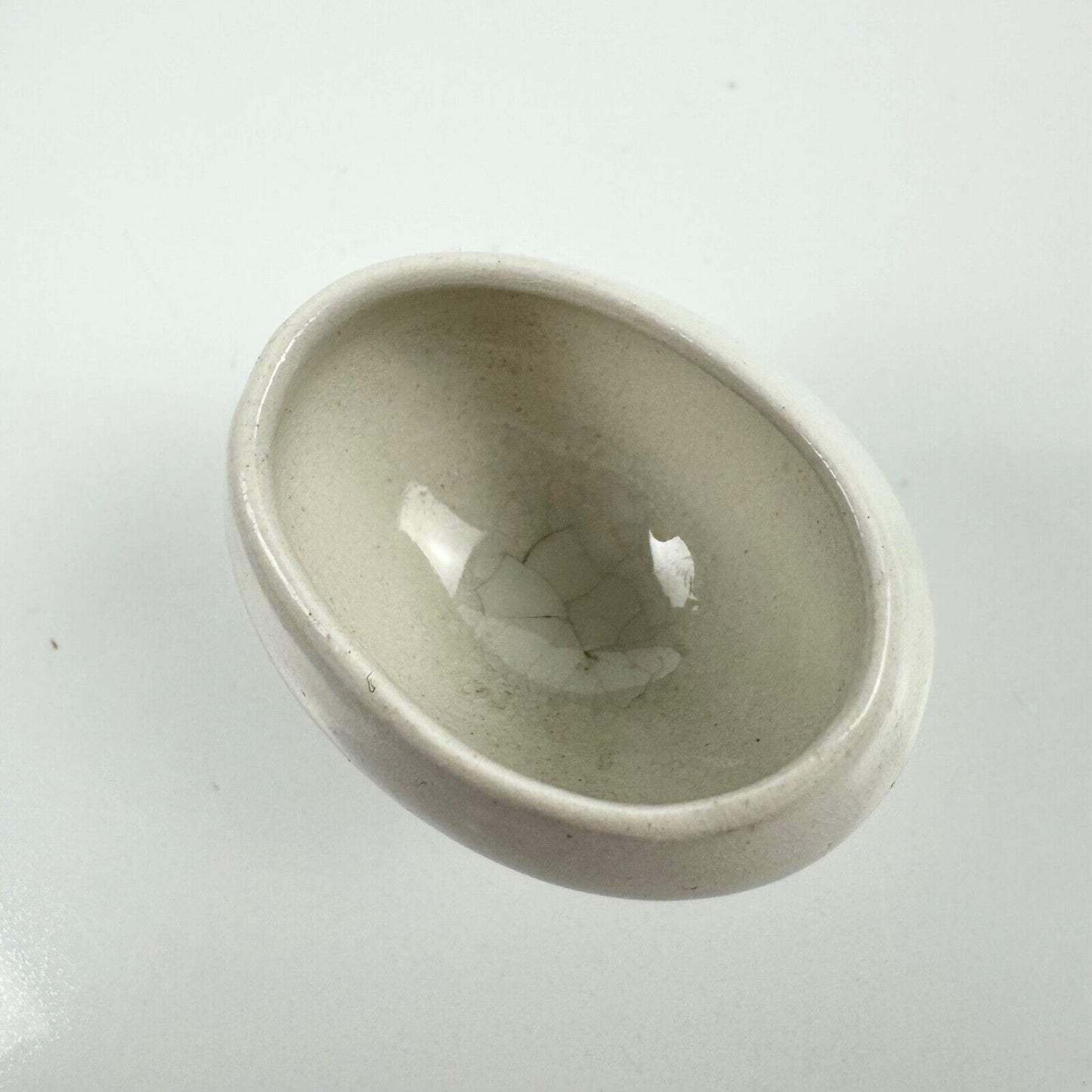 A scarce late 18th/early 19thc antique creamware Staffordshire eyebath