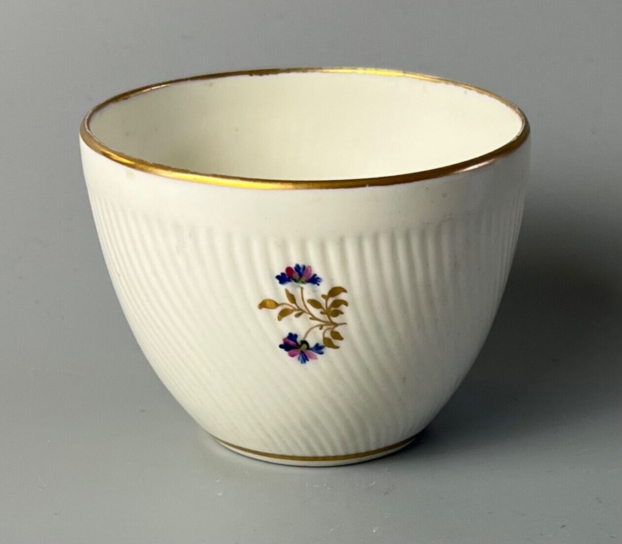 A late 18thc Derby incised twist moulded trio in pattern number 129 c.1790