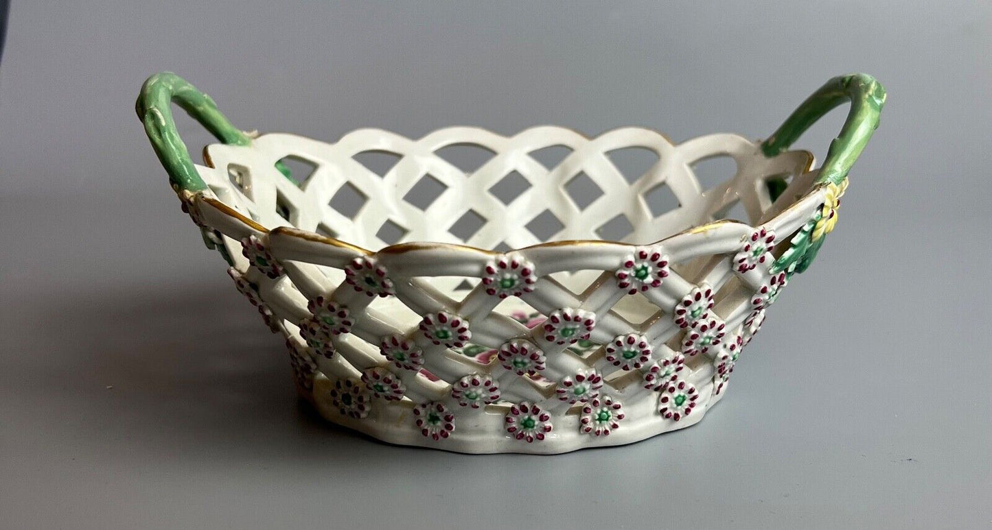 A rare 1st Period Worcester reticulated basket c.1770