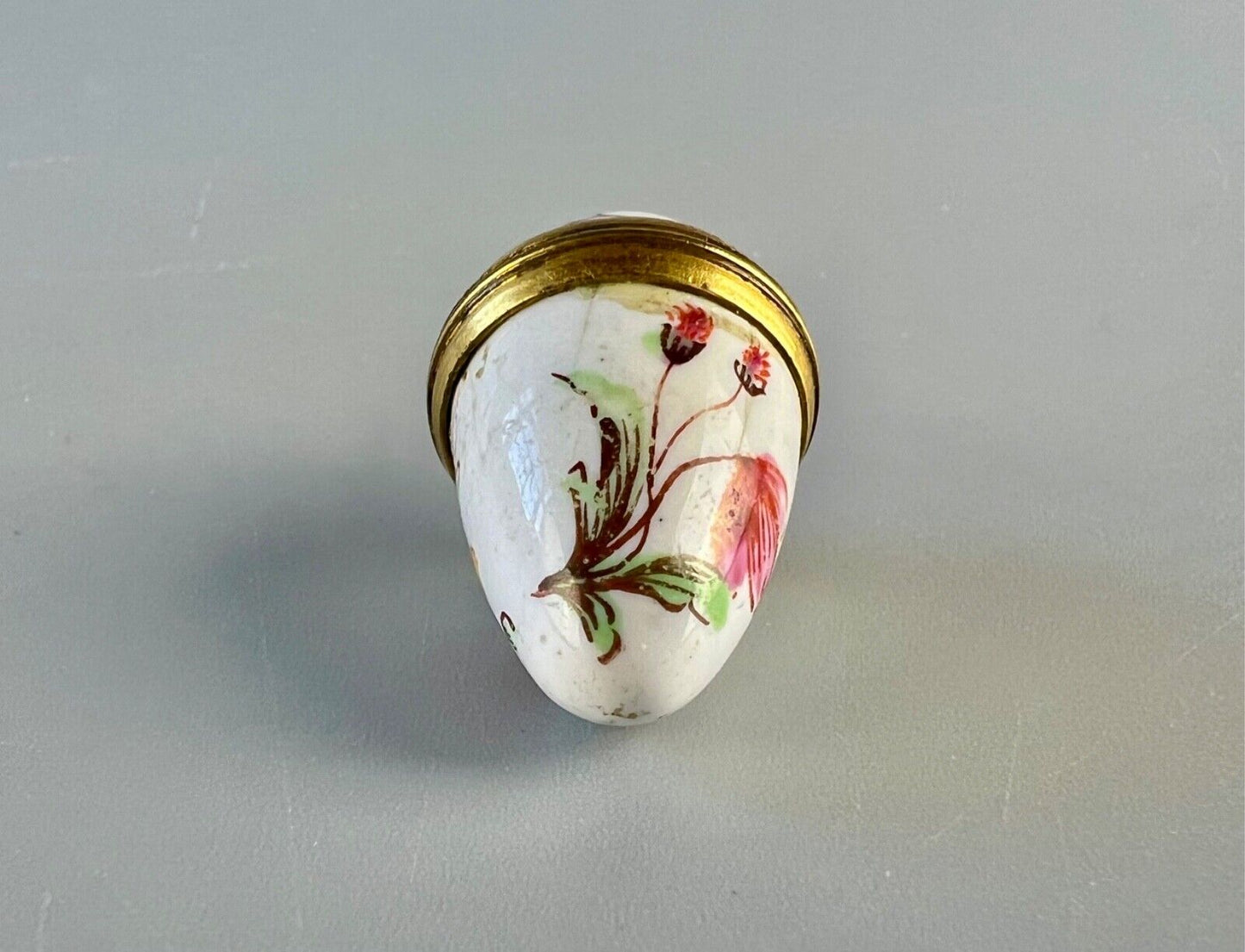 A rare and unusually small late 18thc egg-shaped Birmingham/Staffs enamel box