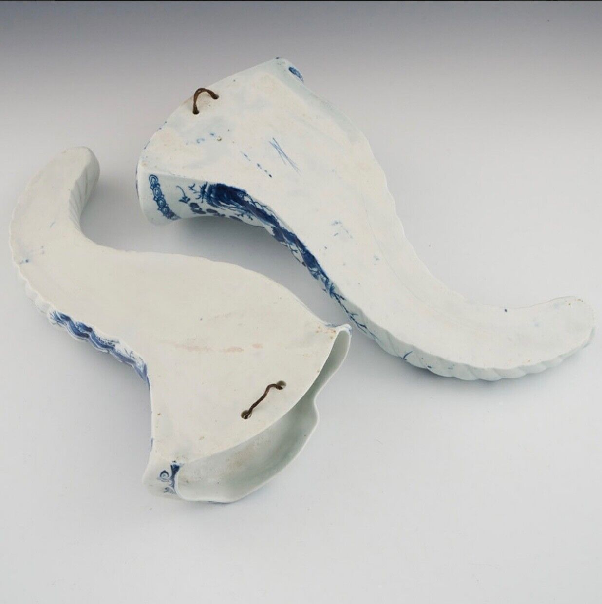 A rare pair of Worcester cornucopia wall pockets c.1760