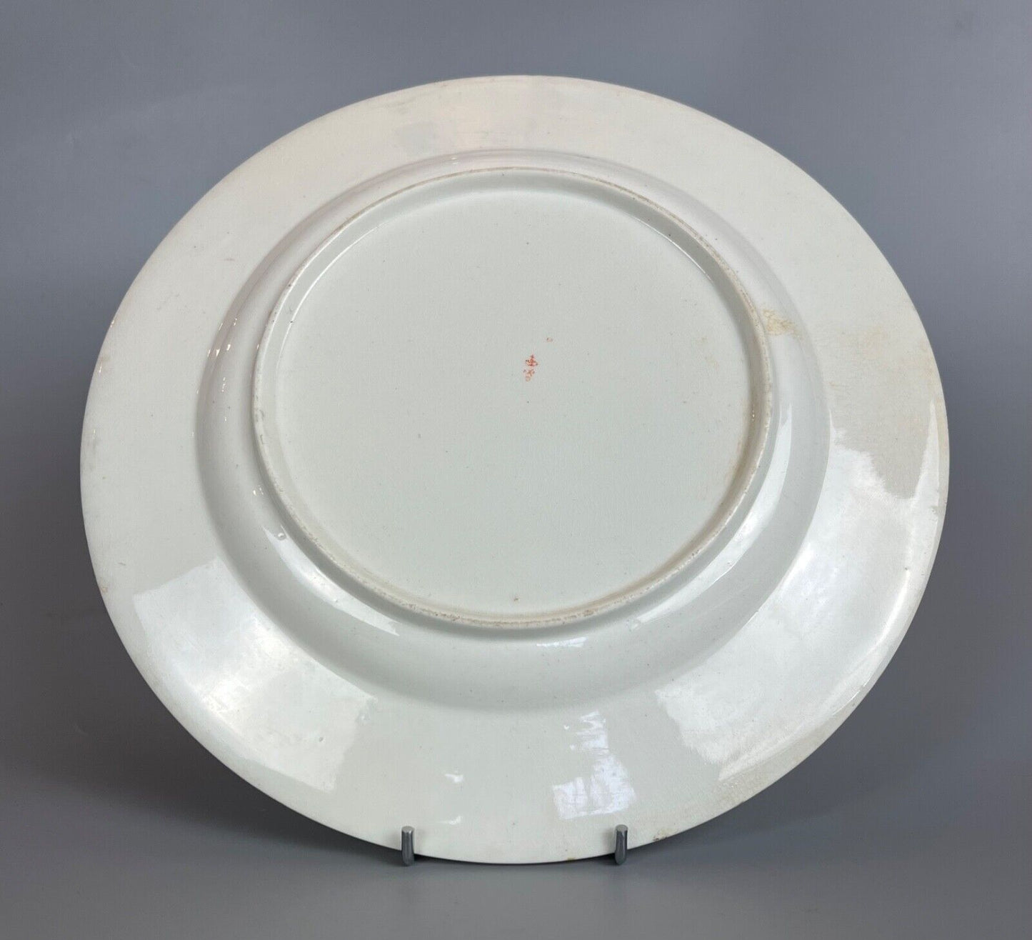 A fine c.1820 Derby floral plate in the style of Leonard Lead (1787-1869).