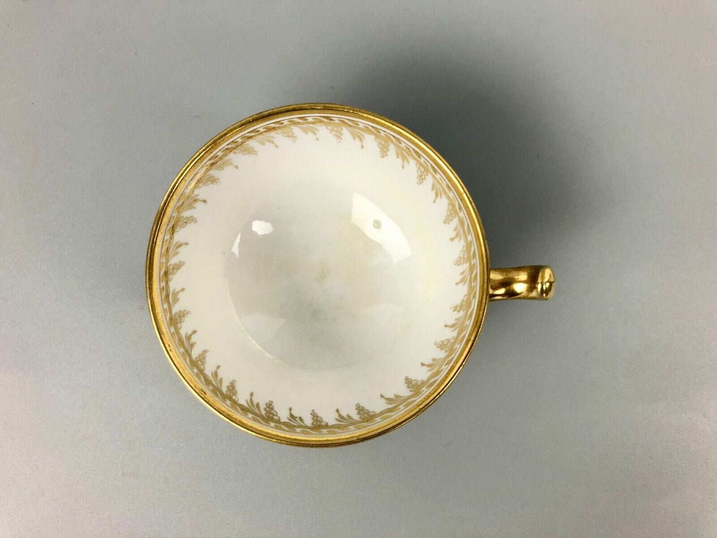 A Job Ridgway and Sons 'Grecian' true trio in pattern number 2/5 c.1815