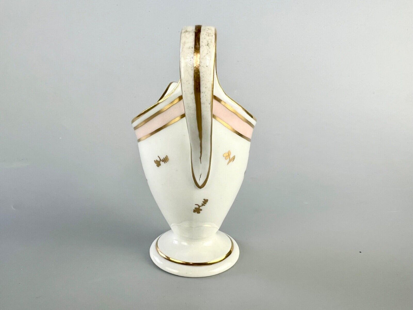 A New Hall helmet shaped creamer. c.1785-90. Pattern 167