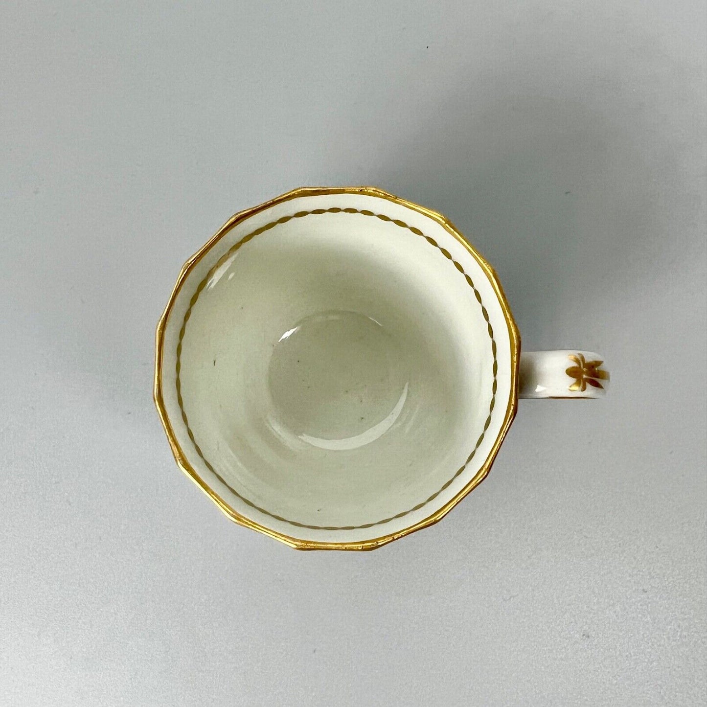 A very rare New Hall coffee cup c.1787-1800. Unidentified pattern number U27