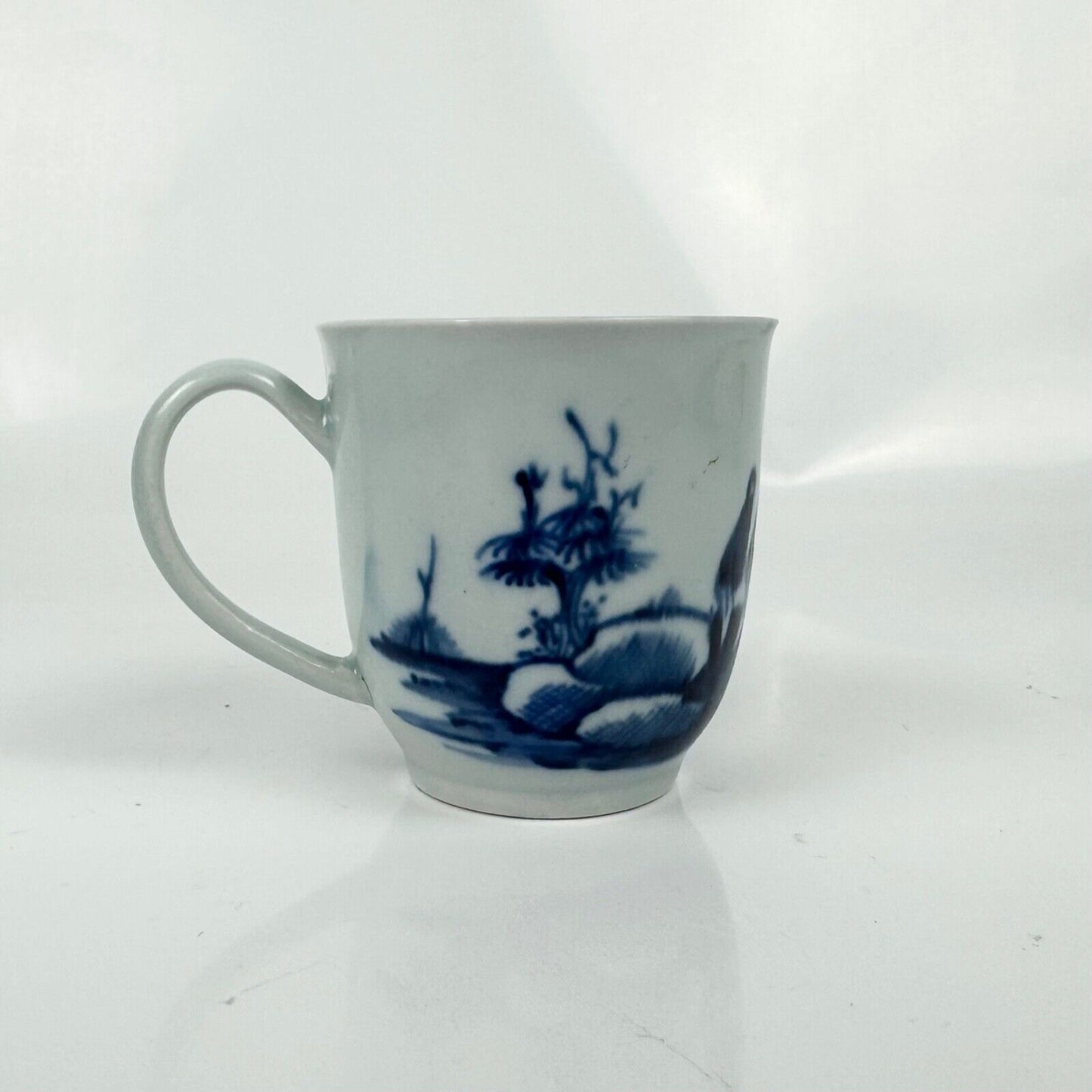 A Liverpool (Chaffers) coffee cup in the "Two Chinamen Bowing" pattern. c.1760-5