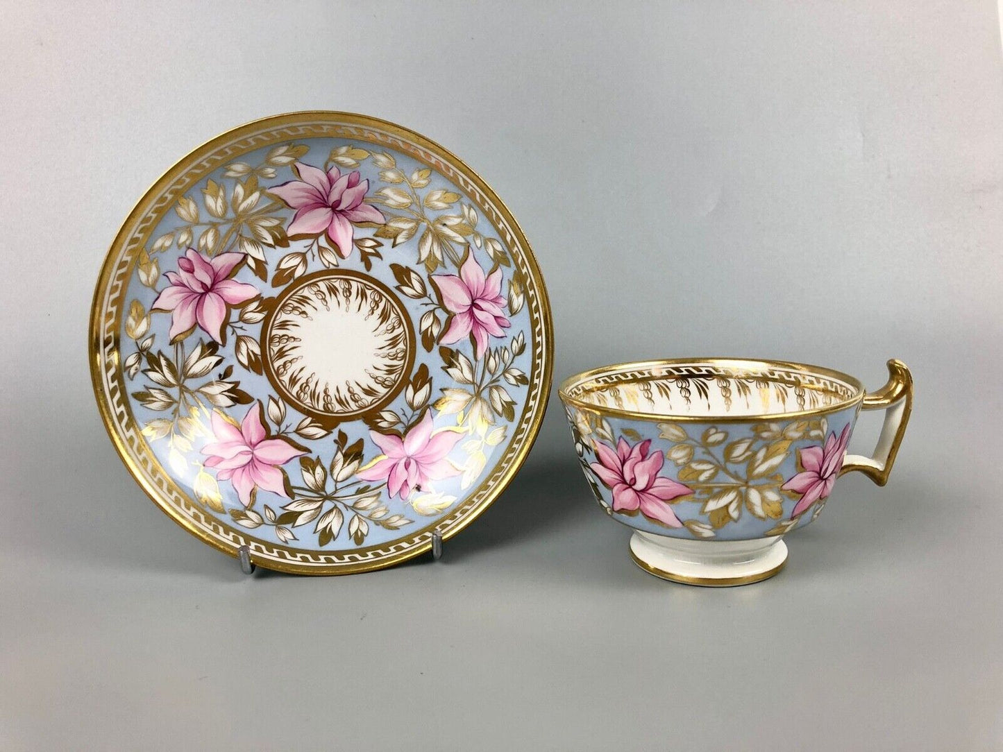 A Job Ridgway and Sons 'Grecian' true trio in pattern number 2/5 c.1815
