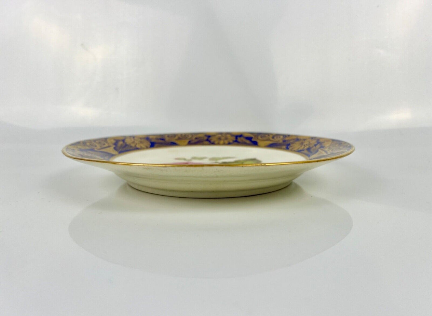 A Superb Quaker Pegg Painted Derby Plate With "Tulip" Study. c.1813-15.