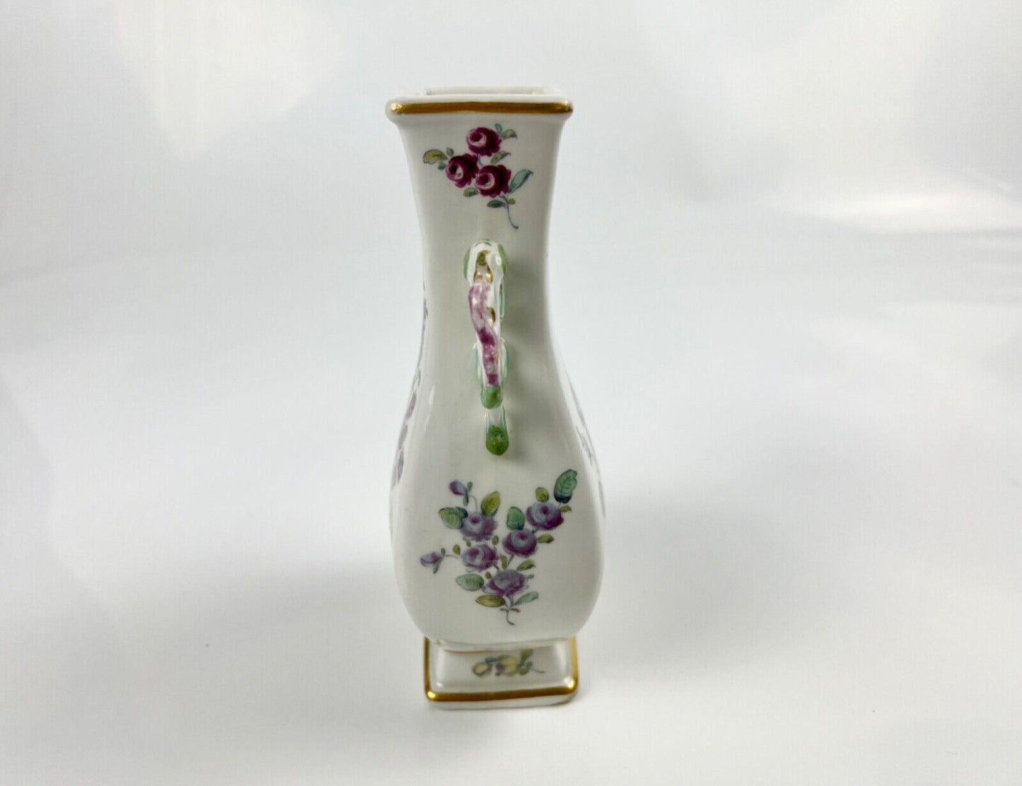 A Chelsea two-handled Gold Anchor vase in archaic chinese style c.1765