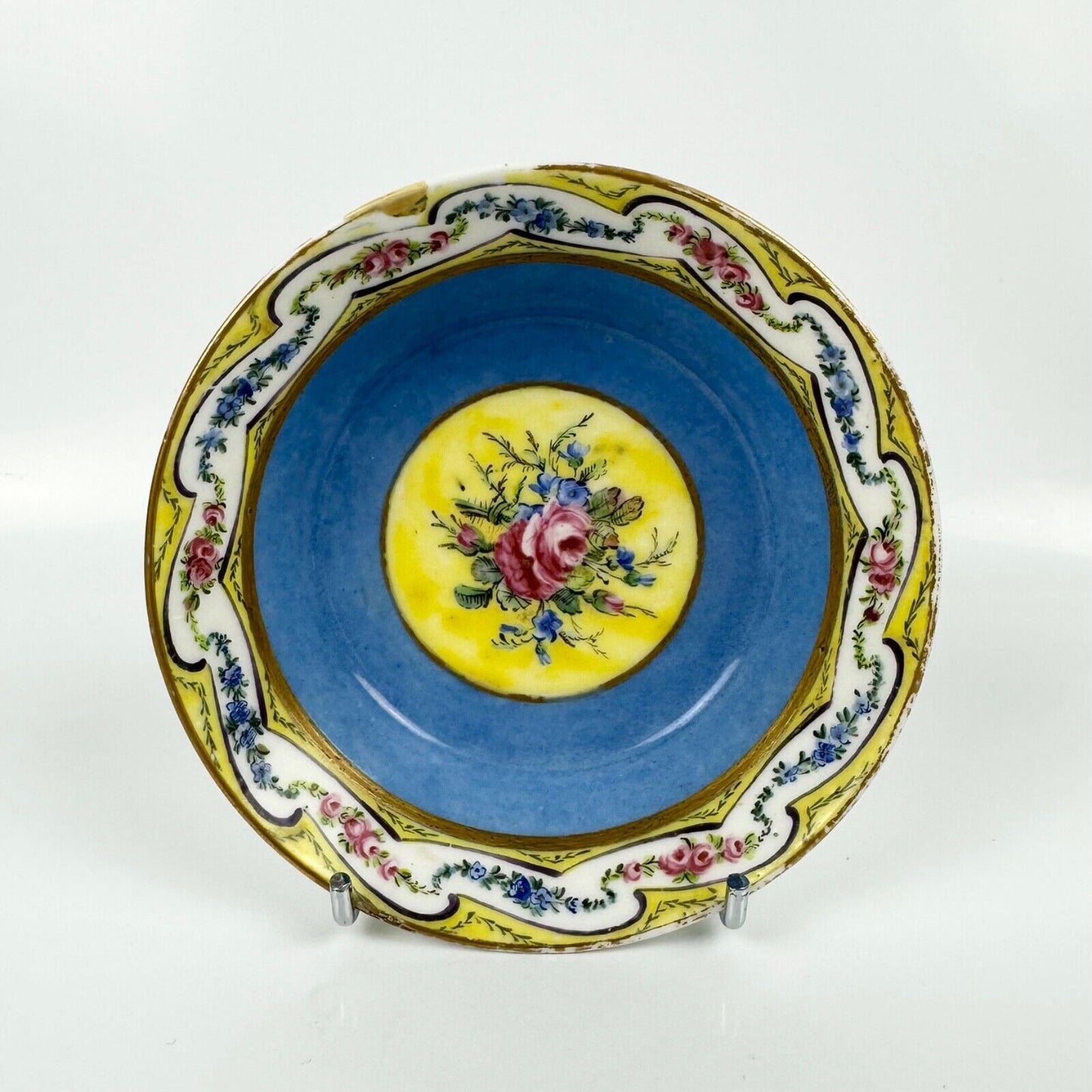 A Sèvres 1st Republican Period painted saucer ('soucoupe'). c.1792-1804