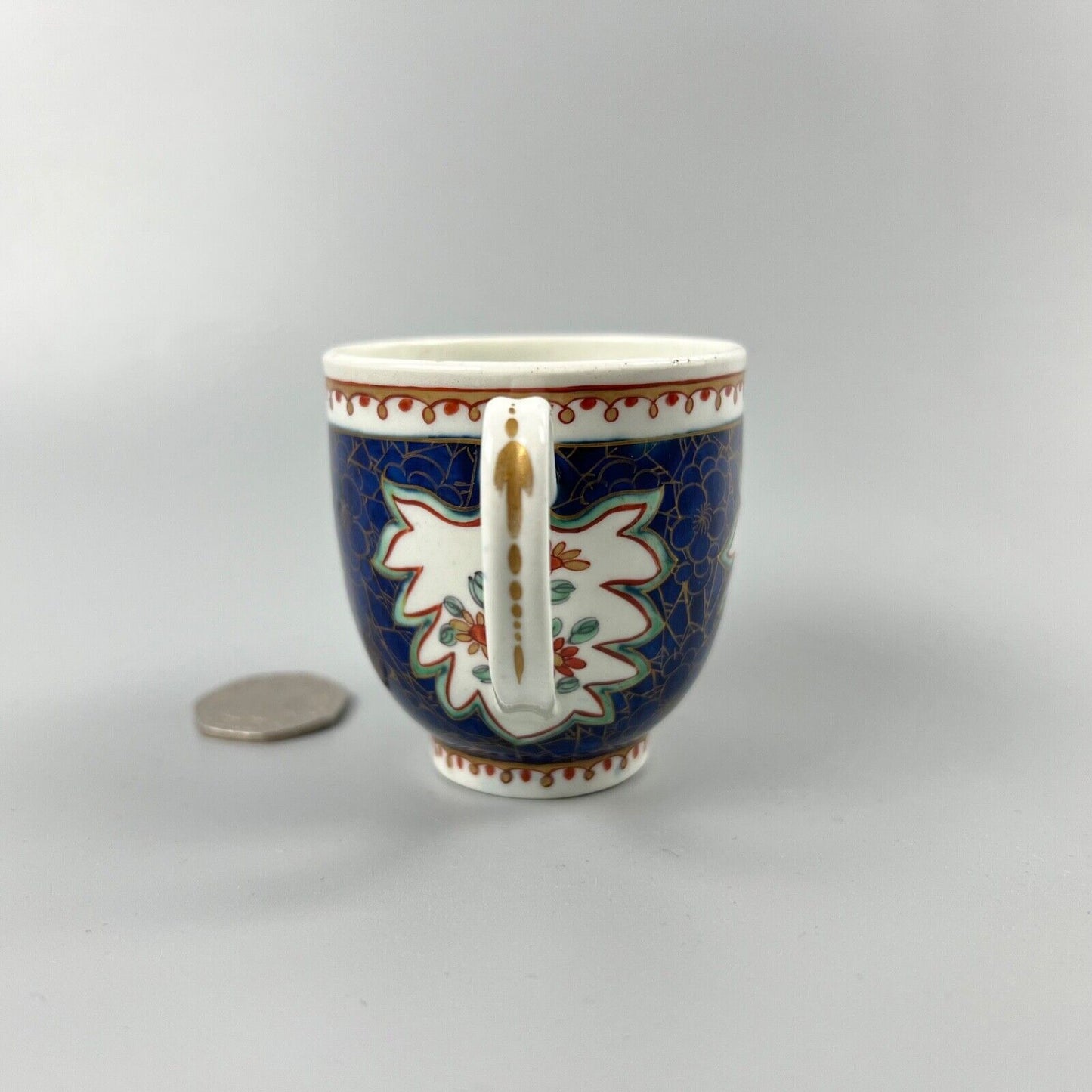 A rare 1st Period Worcester coffee cup in an unusual pattern c.1765-70