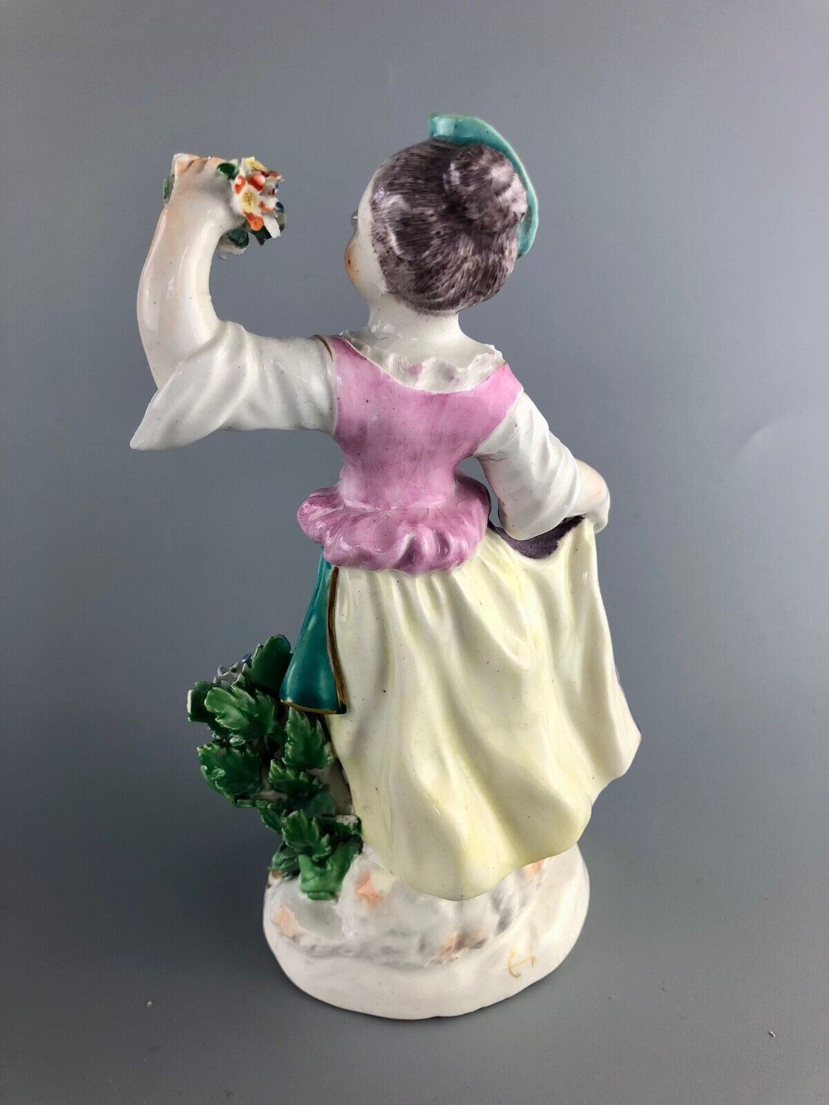 Chelsea Derby Porcelain Figures of Shepherd and Shepherdess c1775