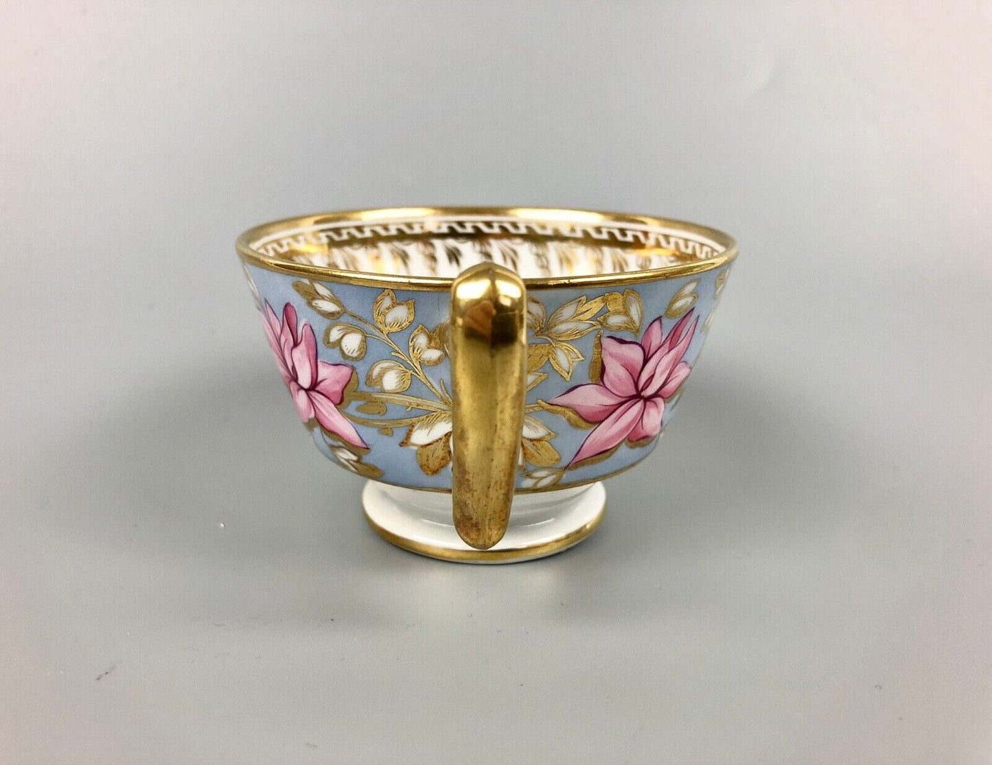 A Job Ridgway and Sons 'Grecian' true trio in pattern number 2/5 c.1815