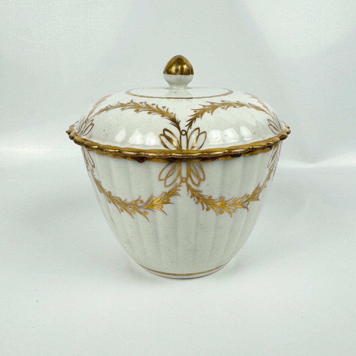 A good Caughley fluted sucrier and cover probably Chamberlain decorated c.1780