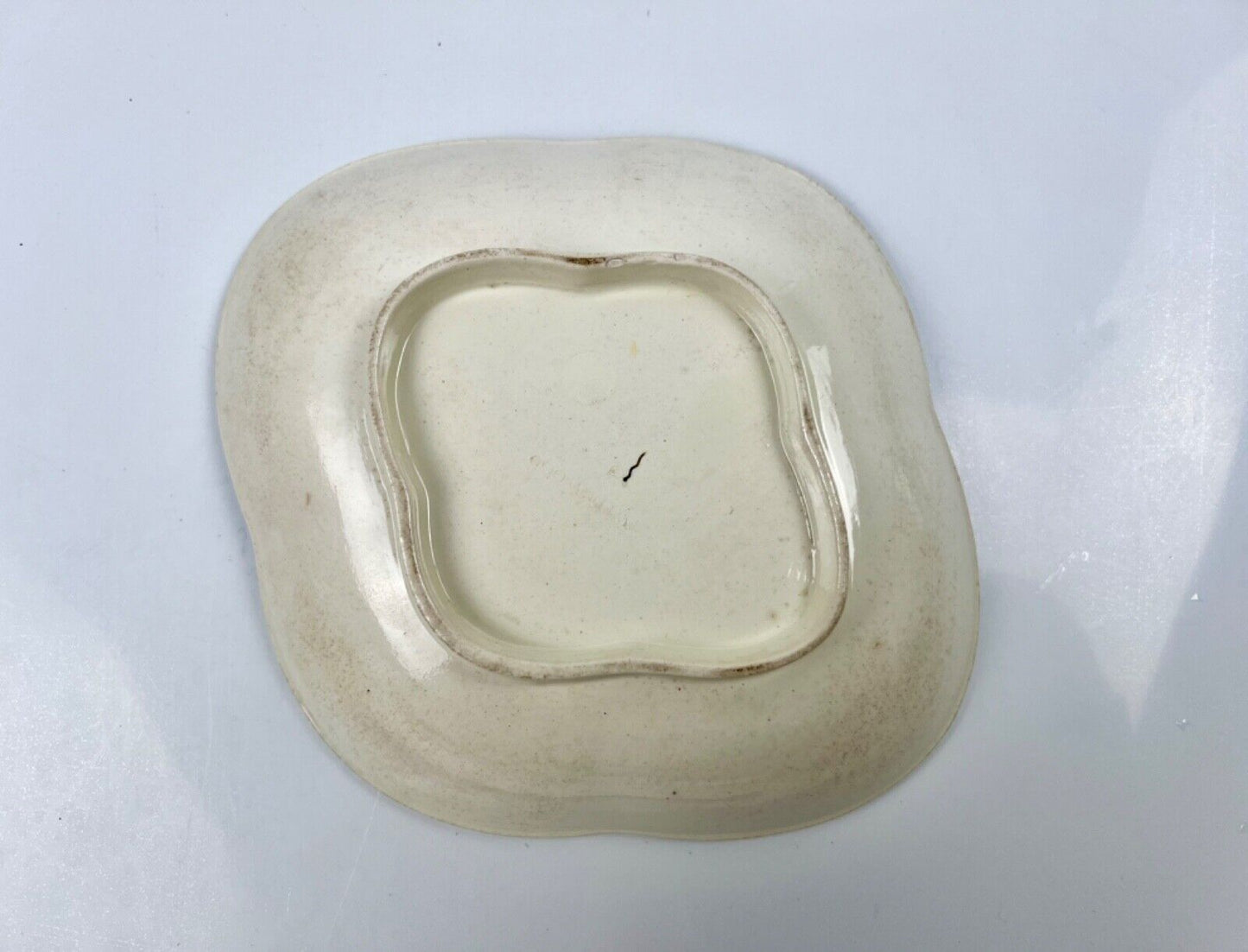 A Wedgwood quatrefoil creamware dish c1785-95