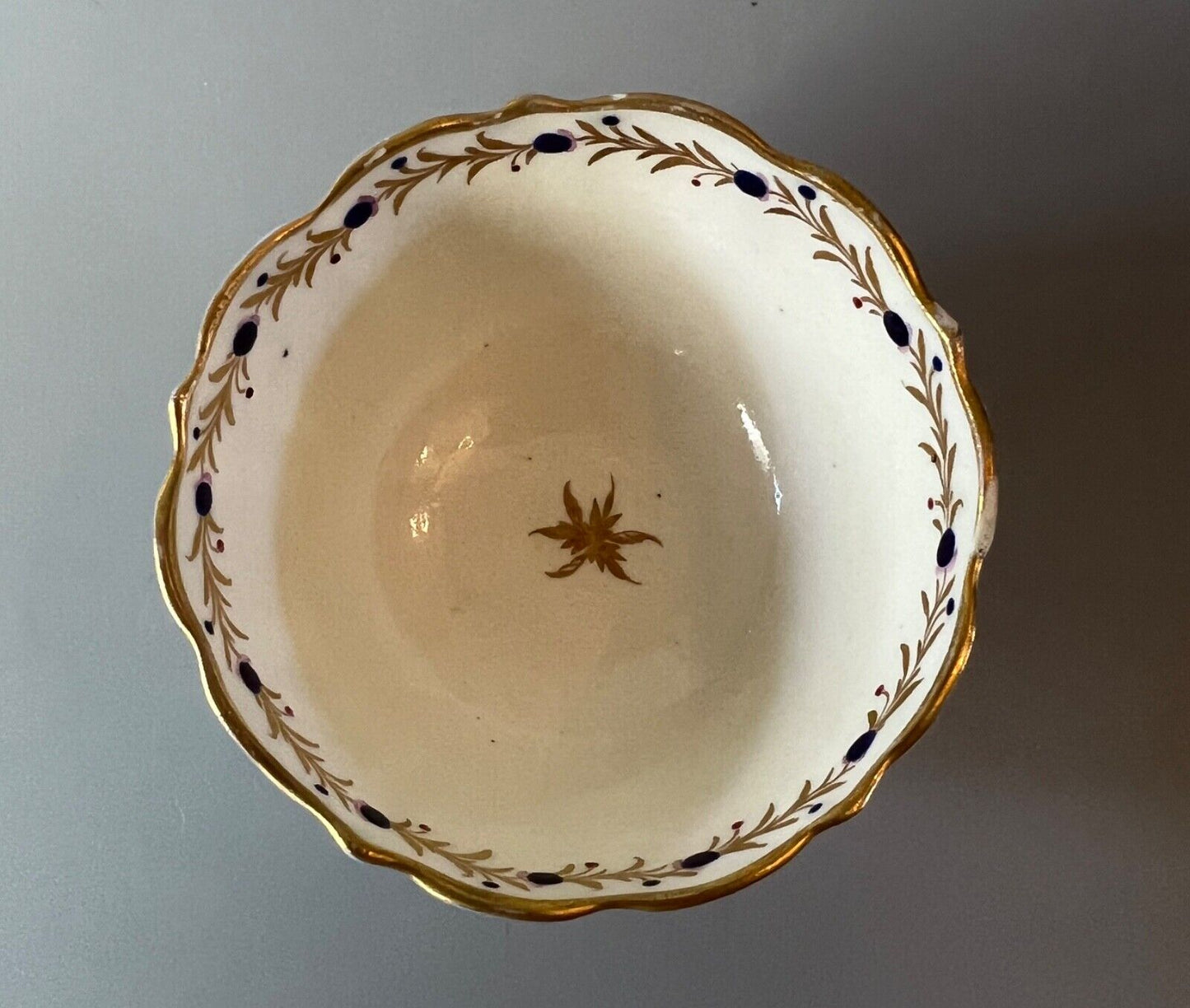 A c.1785-95 Caughley moulded, half-fluted form, prob. Chamberlain decorated #2