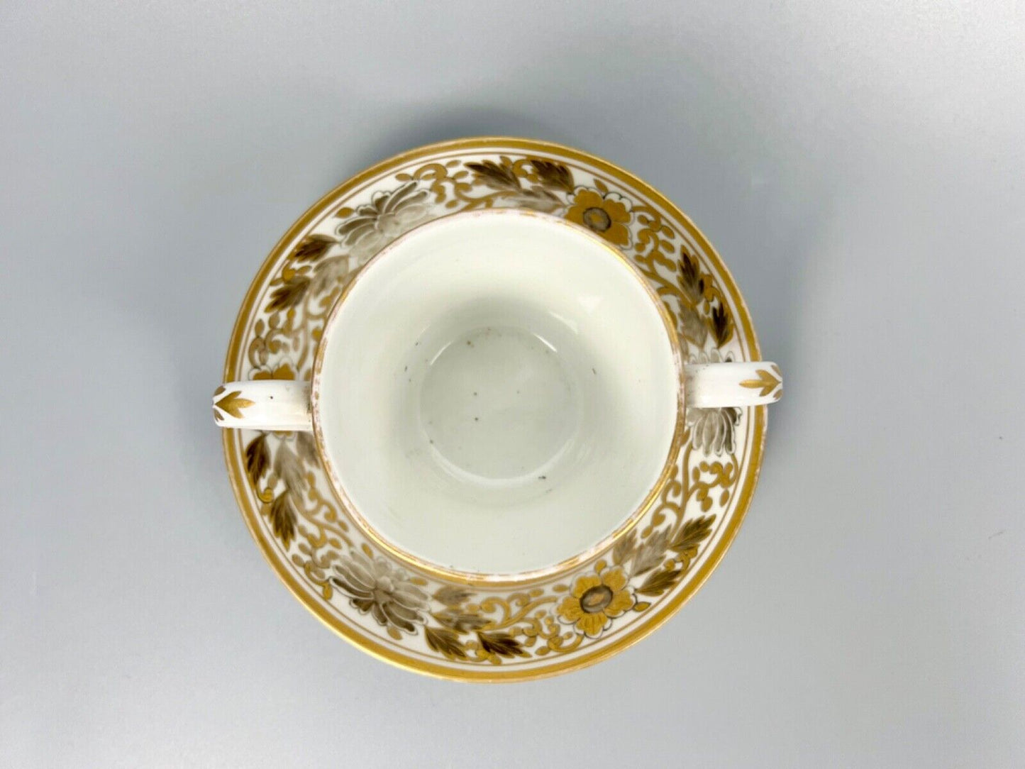 A pair of Chamberlain Worcester chocolate cups, covers and stands c1795