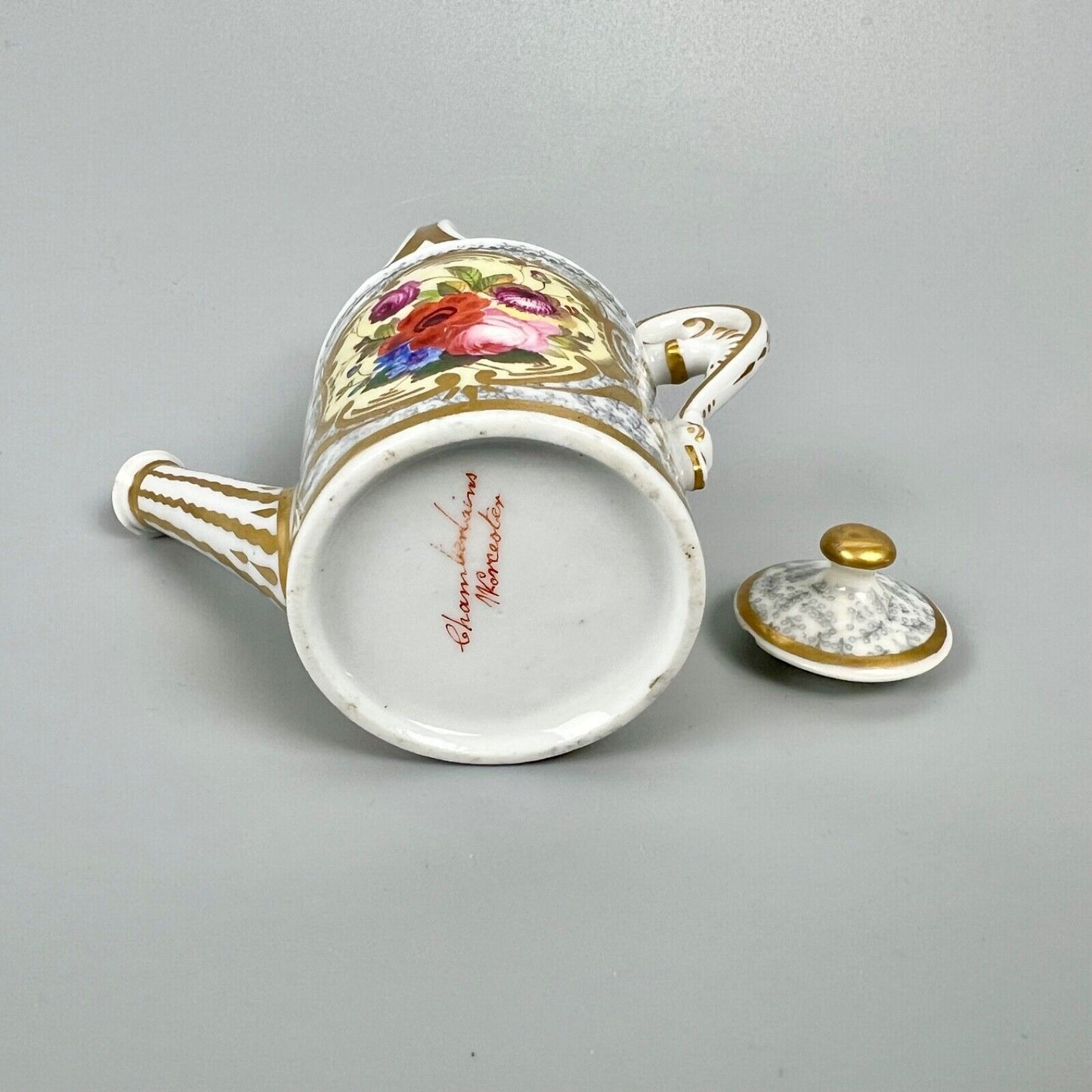 A rare Chamberlain Worcester miniature watering can. c.1810