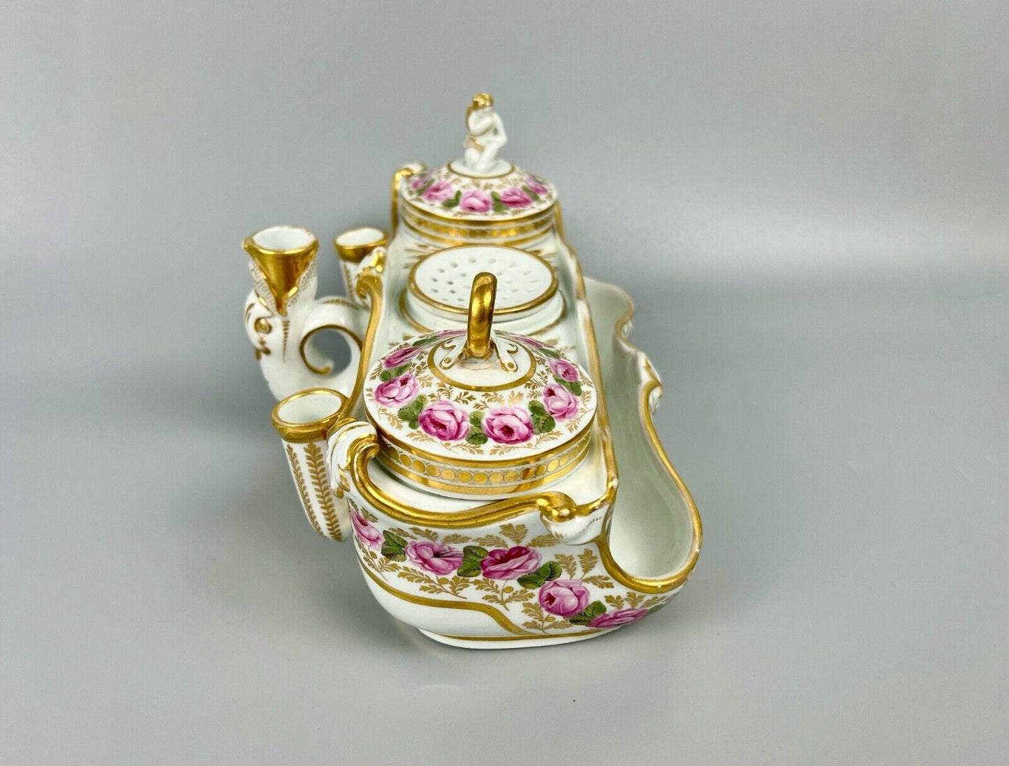 A Flight, Barr & Barr, Worcester, inkstand painted with roses c.1810-3