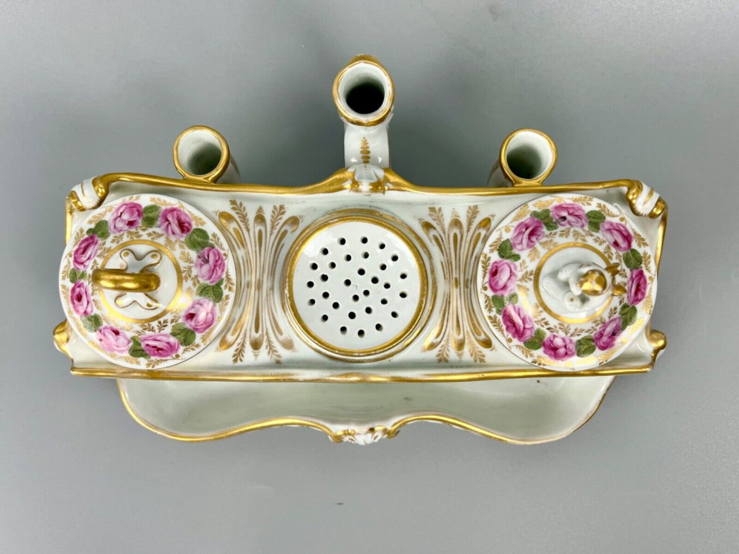 A Flight, Barr & Barr, Worcester, inkstand painted with roses c.1810-3
