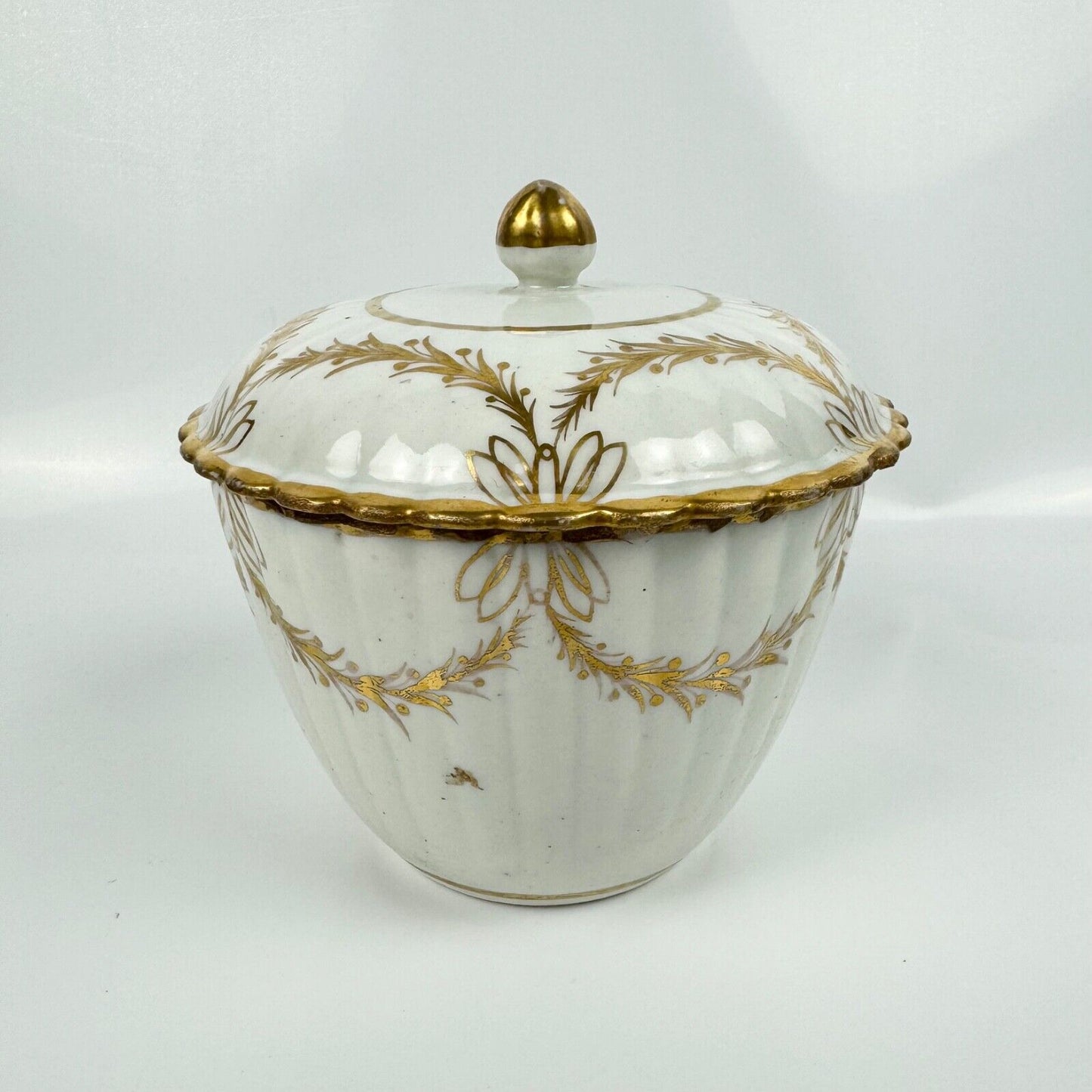 A good Caughley fluted sucrier and cover probably Chamberlain decorated c.1780