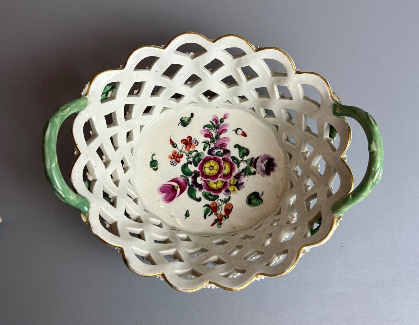 A rare 1st Period Worcester reticulated basket c.1770