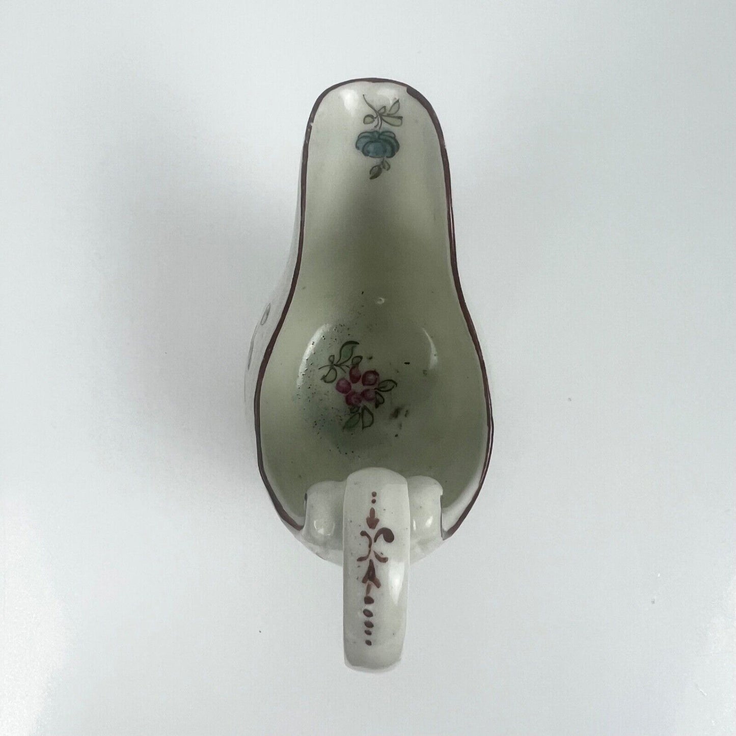 An unusual Derbyshire (Derby or Wirksworth) unrecorded creamer/sauceboat c1770