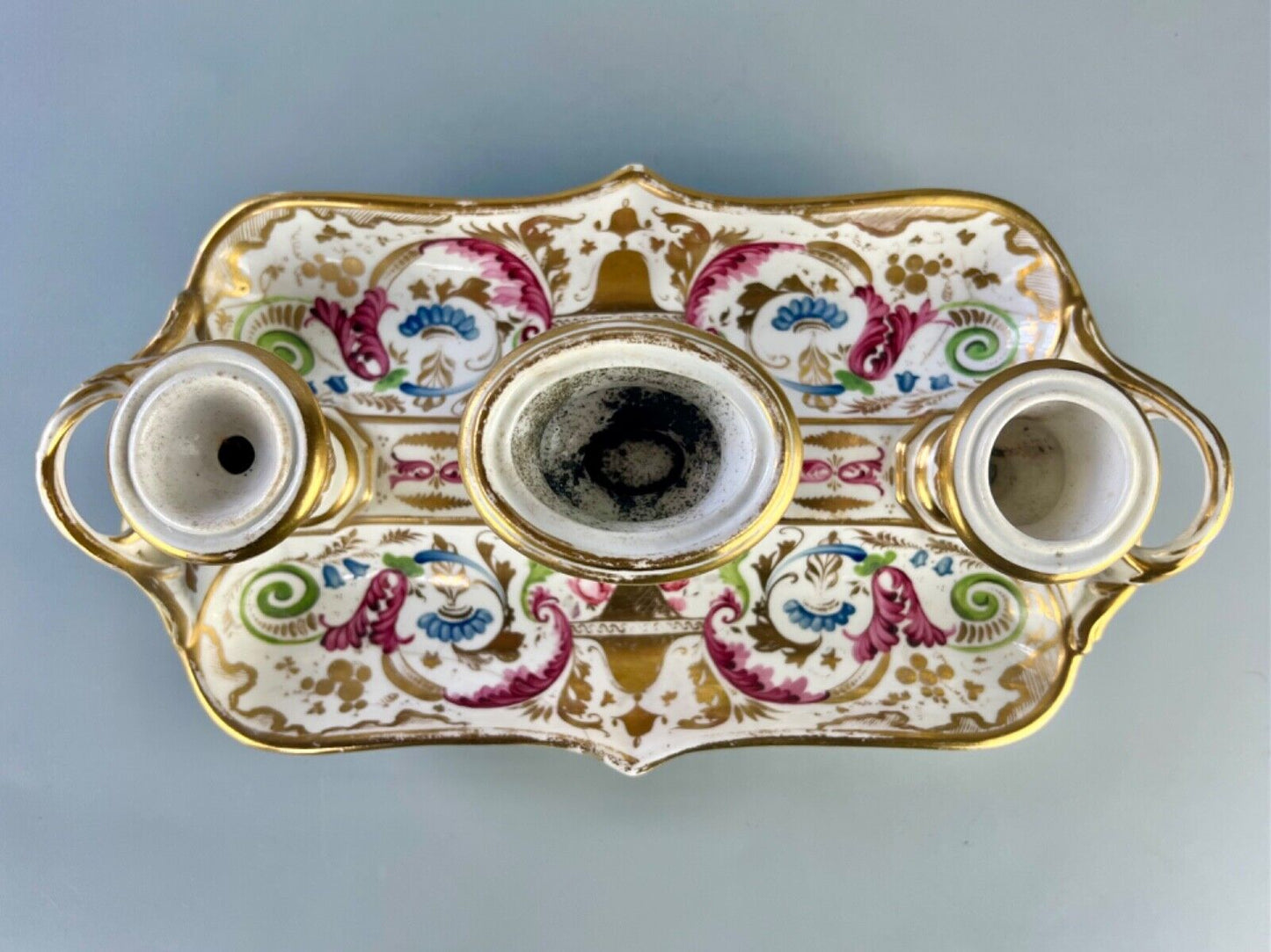 An early 19thc Derby deskstand in pattern 769 c.1820