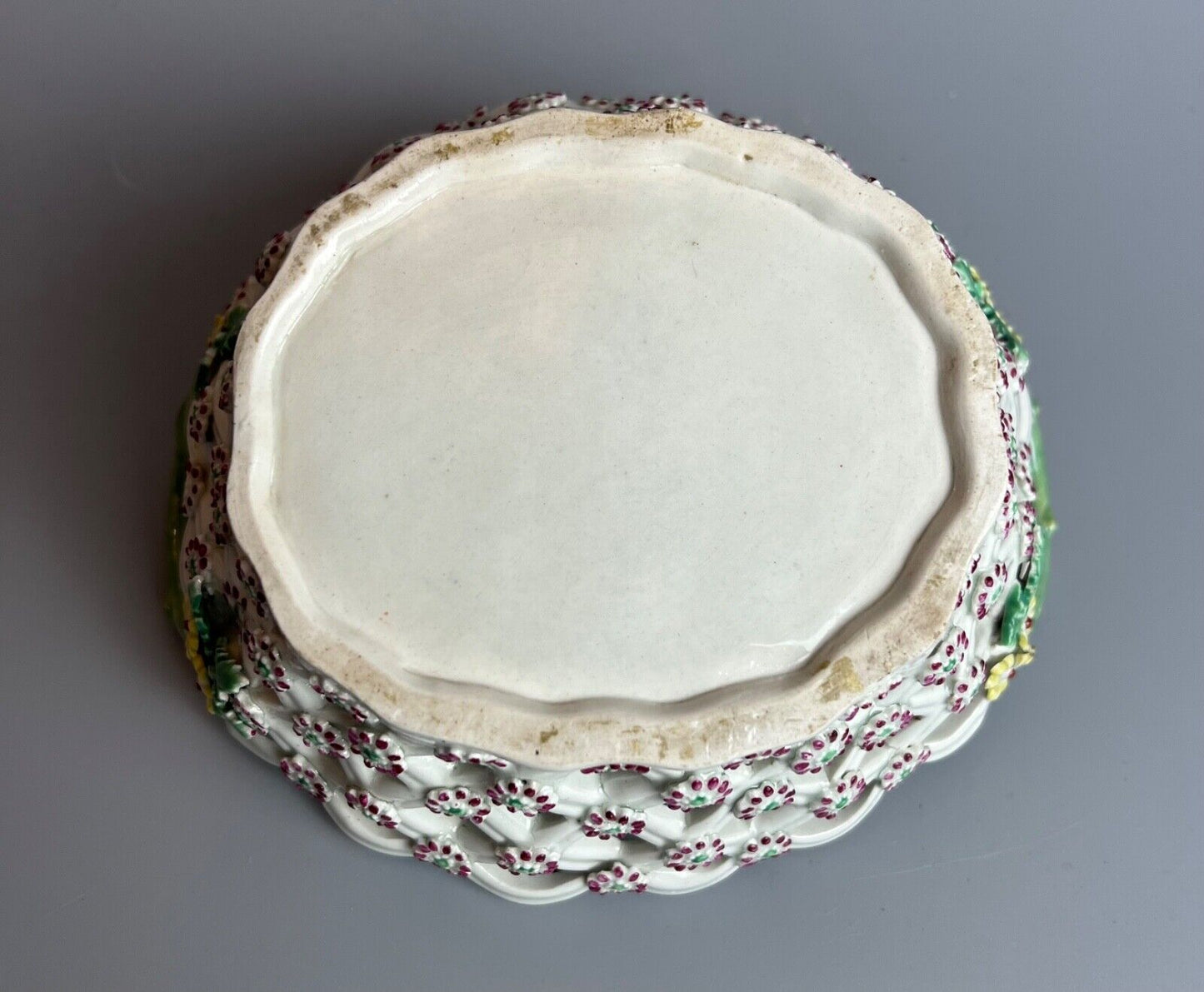 A rare 1st Period Worcester reticulated basket c.1770