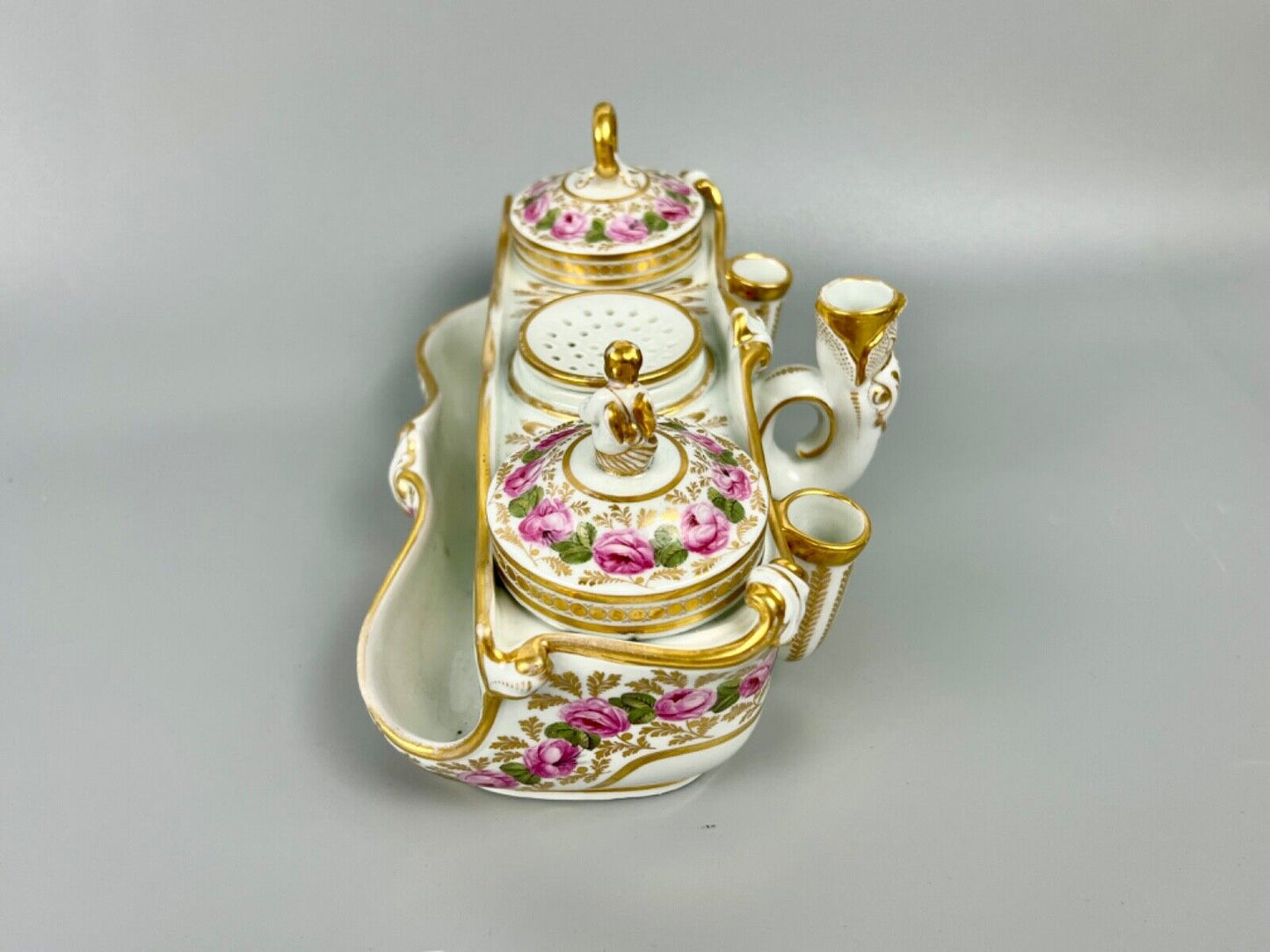 A Flight, Barr & Barr, Worcester, inkstand painted with roses c.1810-3