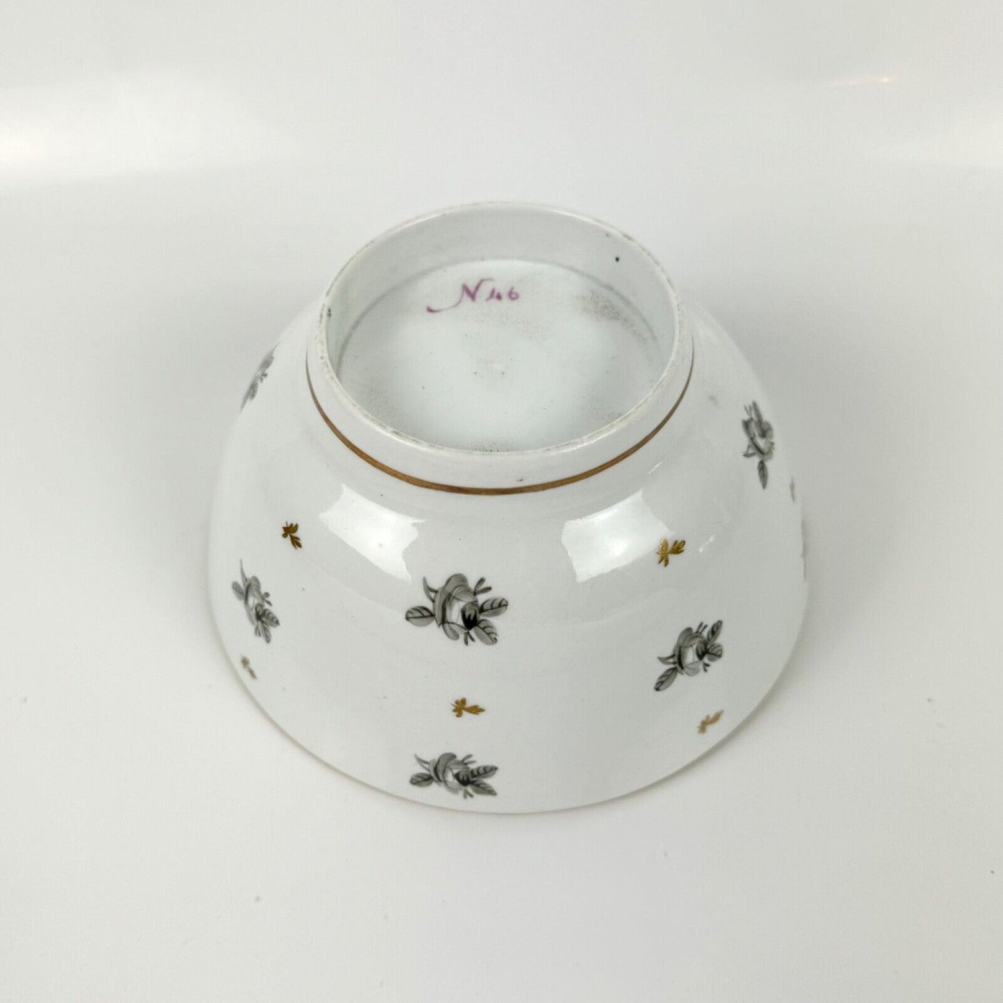 A good Thomas Wolfe (Factory Z) slop bowl c1800 in pattern 46