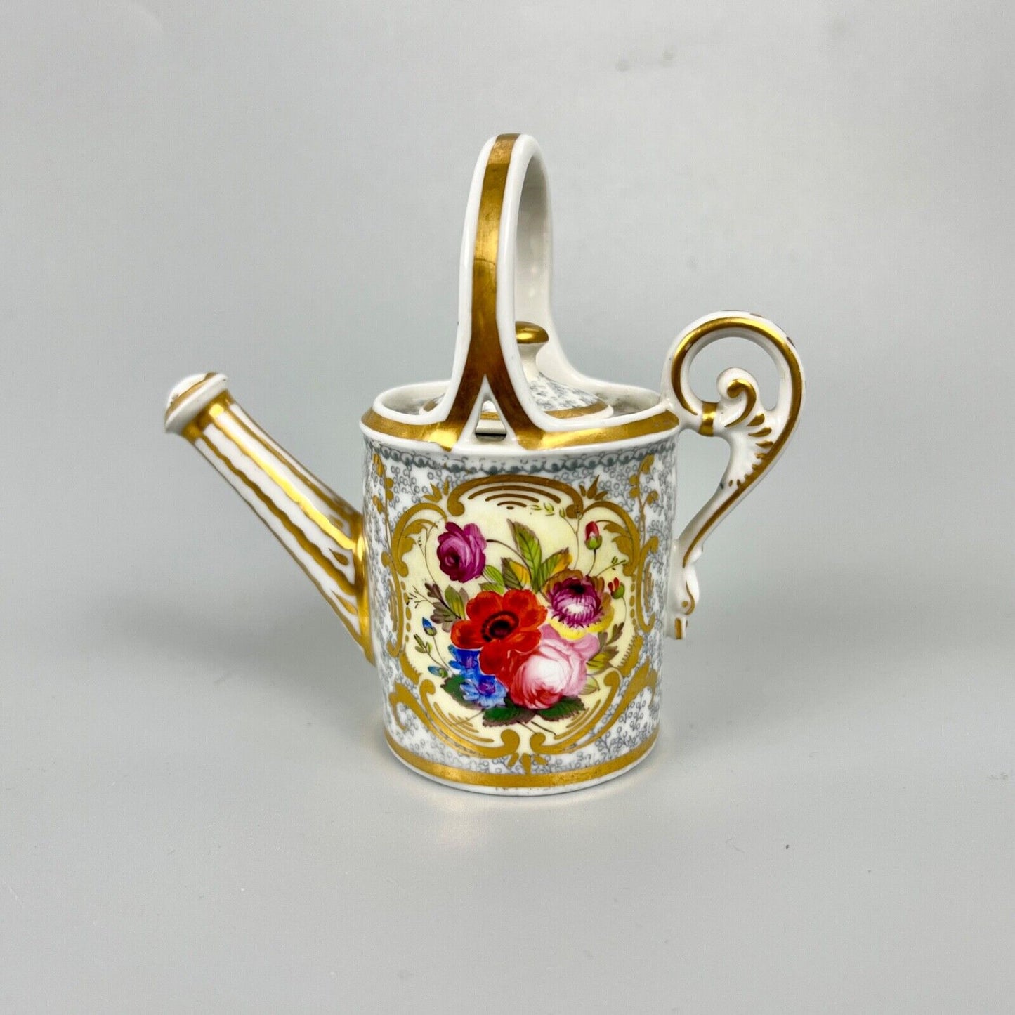 A rare Chamberlain Worcester miniature watering can. c.1810