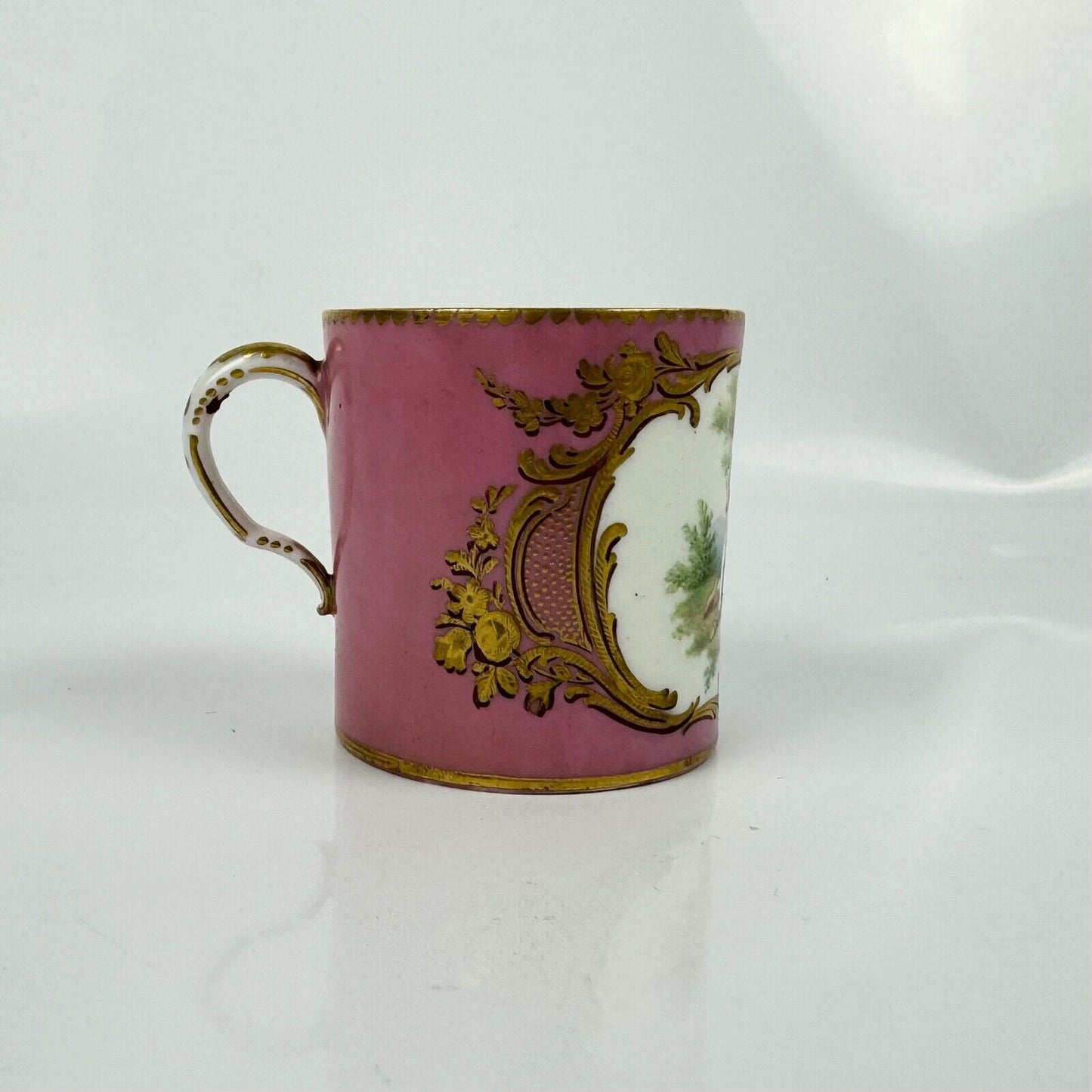 A Sèvres coffee can (gobelet litron) of the 3rd size with tooled gilding. c