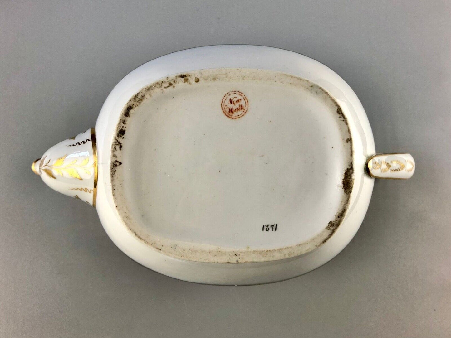 A lovely New Hall London-shape tea pot in spectacular pattern 1421. c.1812-18