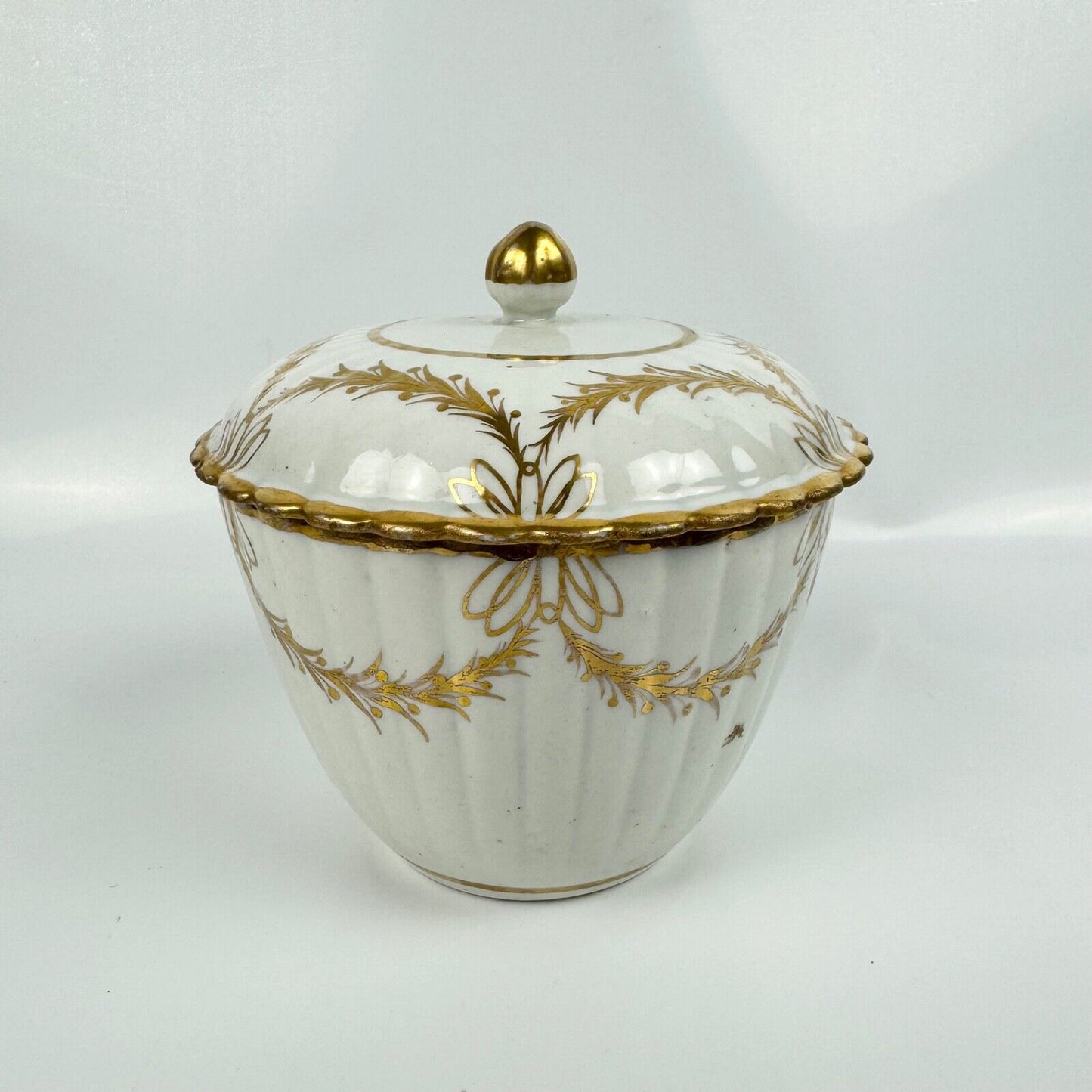 A good Caughley fluted sucrier and cover probably Chamberlain decorated c.1780
