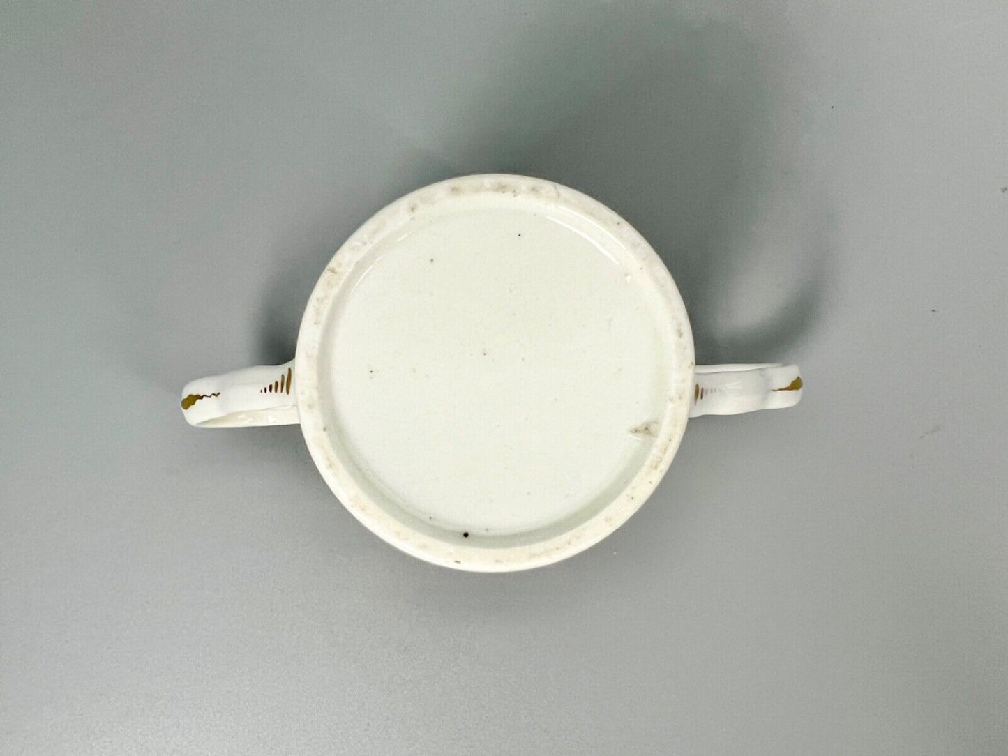 A pair of Chamberlain Worcester chocolate cups, covers and stands c1795
