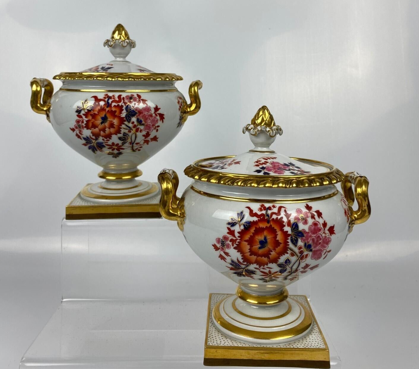 FLIGHT BARR AND BARR PAIR OF SAUCE TUREENS PAINTED WITH JAPANESE FLOWERS C.1815