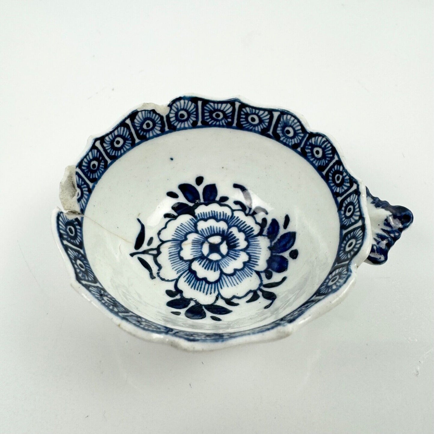 Unusual Derby wine tasters c1770 painted with blue carnations & cell border