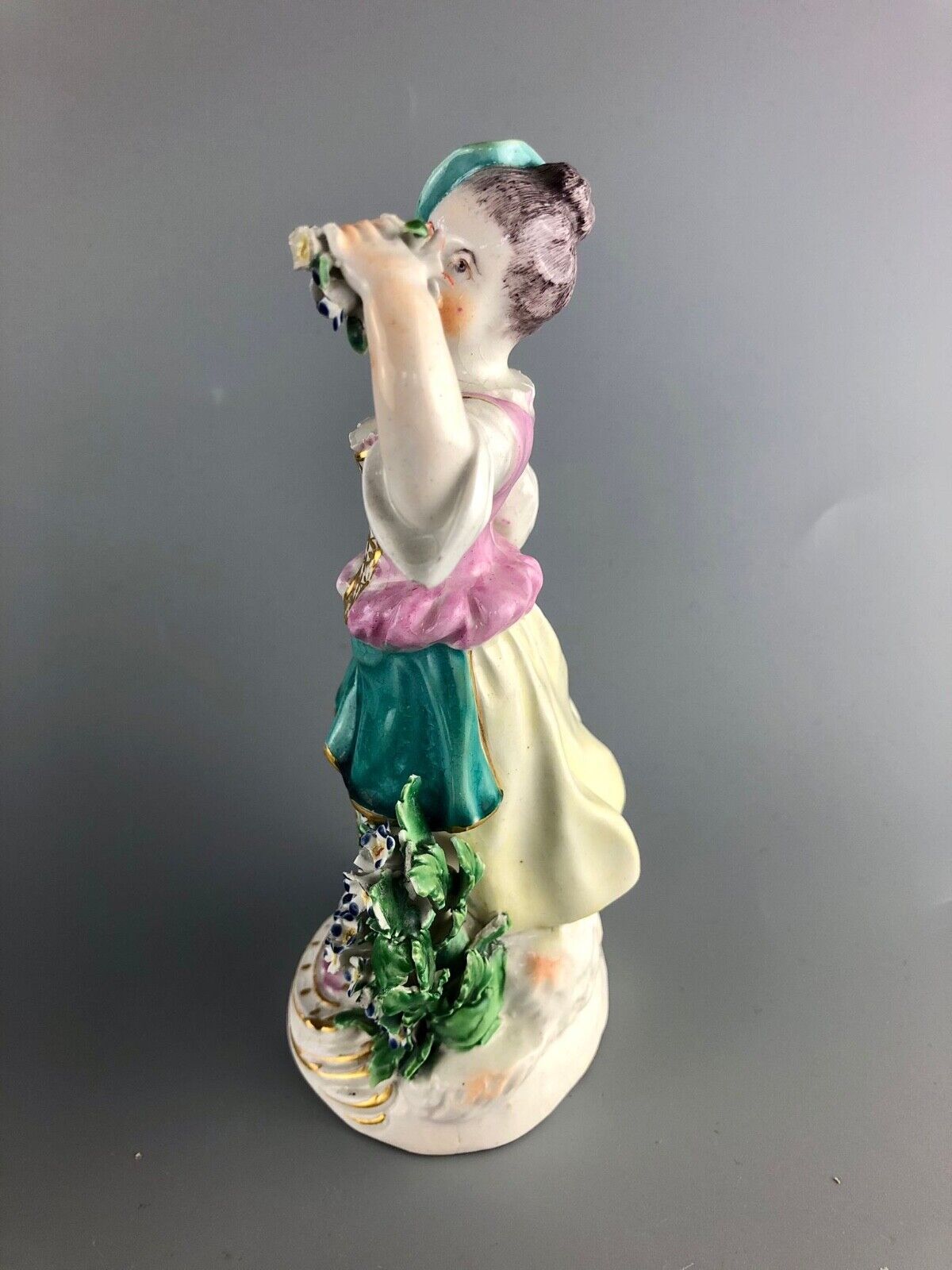 Chelsea Derby Porcelain Figures of Shepherd and Shepherdess c1775