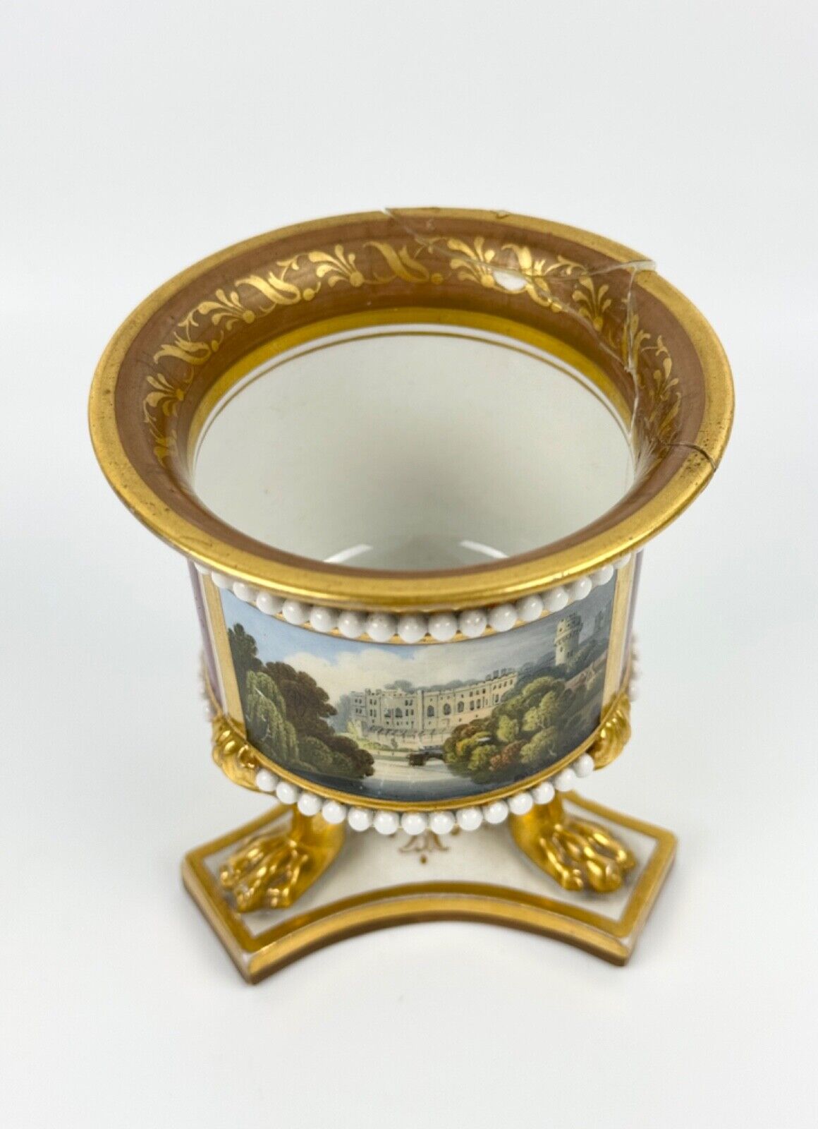 A Flight, Barr and Barr small vase painted with a scene of Warwick Castle c1815