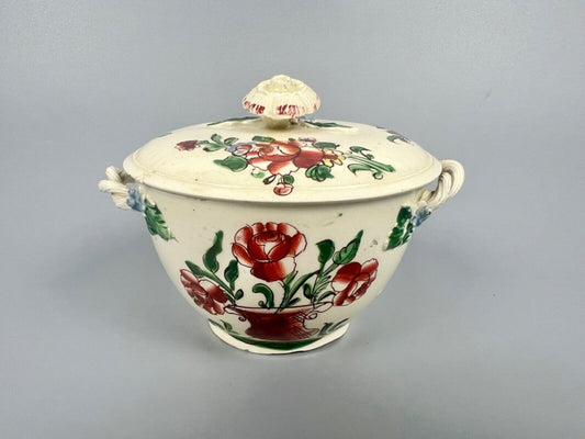 A rare Cockpit Hill Derby sucrier & cover ex-Tom Walford & Garry Atkins c.1770
