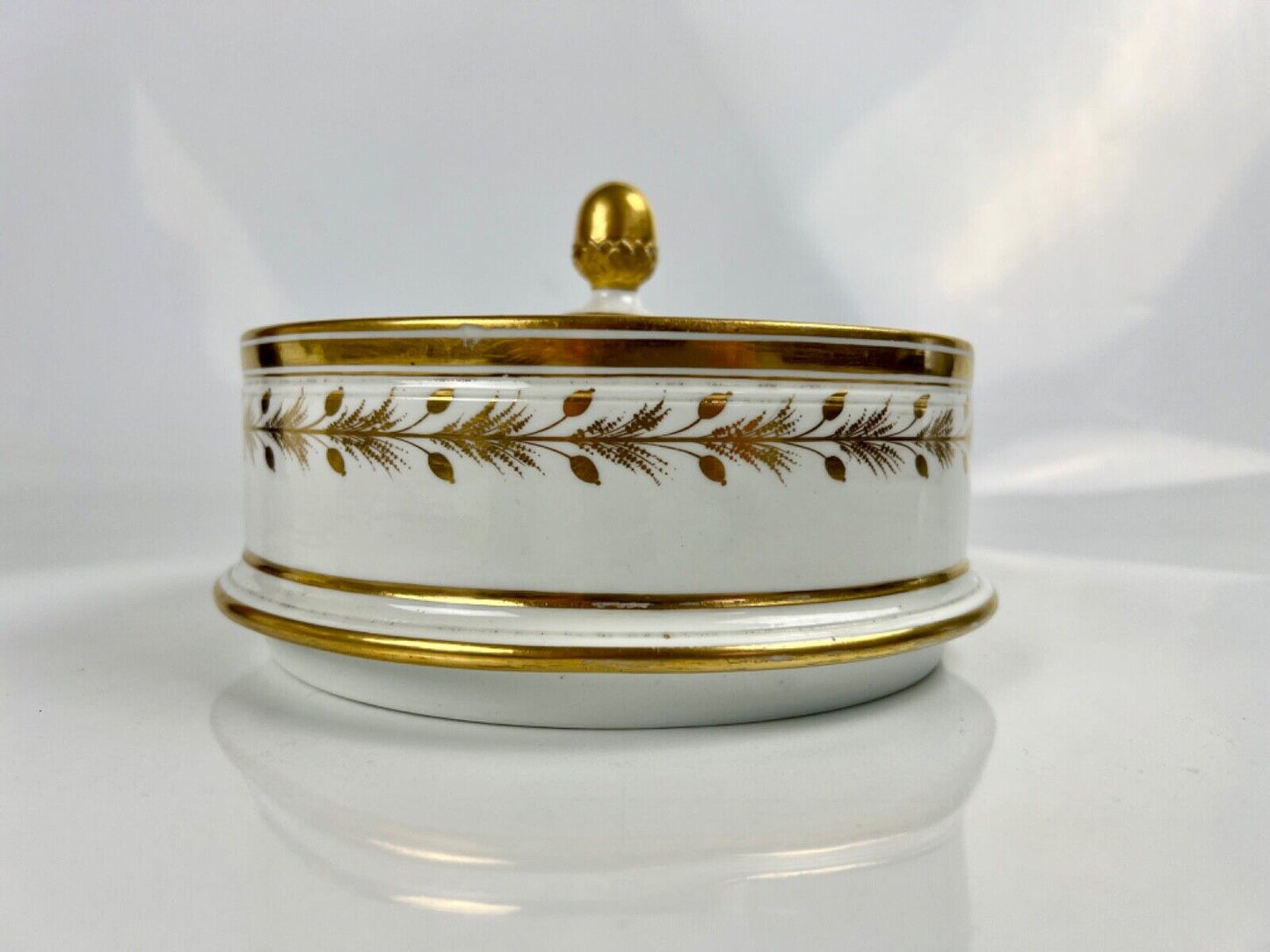 A superb Derby Quaker Pegg pattern 392 botanical painted ice pail. c.1815