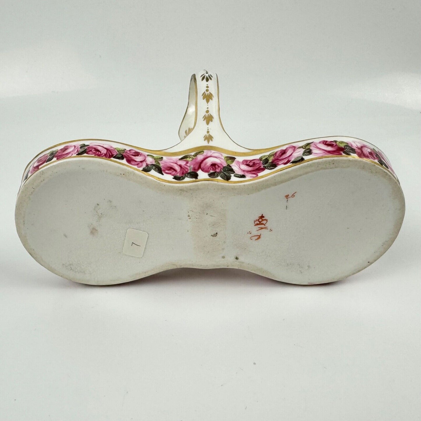 A fine Bloor Derby inkset painted with Billingsley style roses c1820
